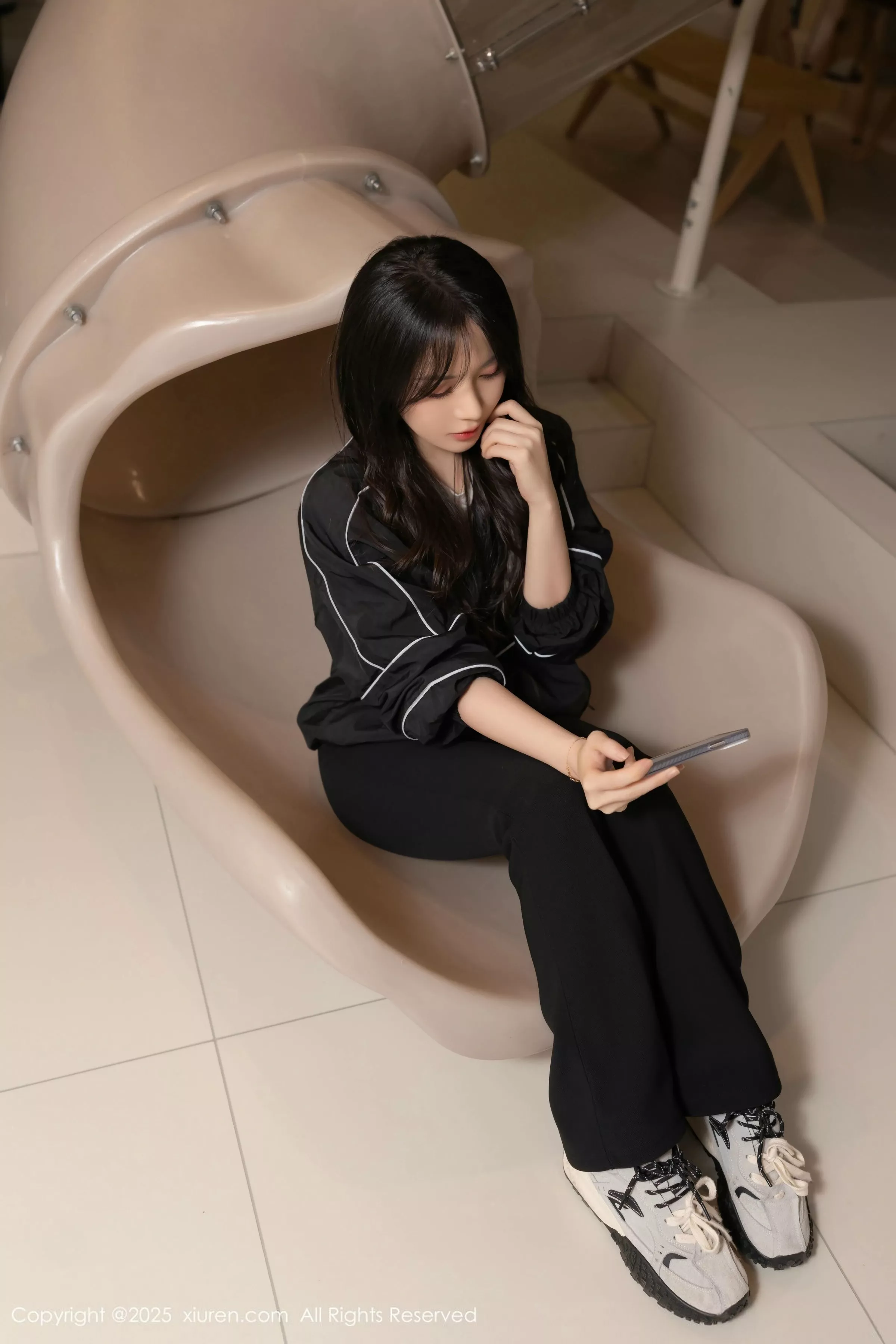 [XiuRen秀人网]第10112期鱼子酱写真 [58P]-001