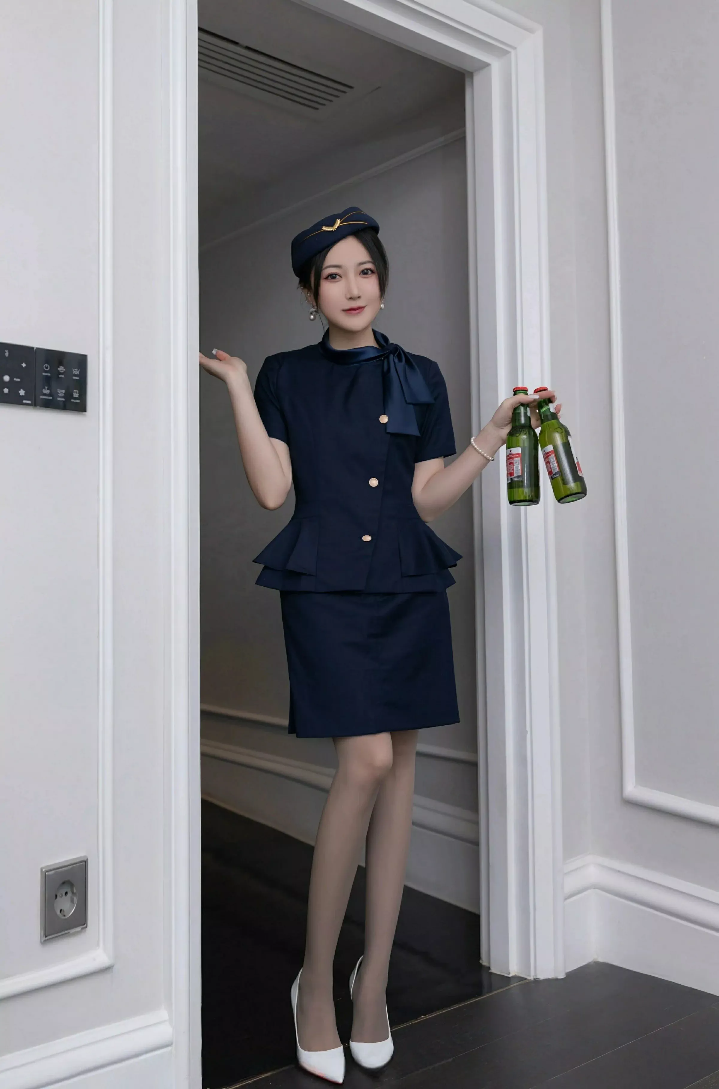 [XiuRen秀人网]第10142期鱼子酱写真 [80P]-002