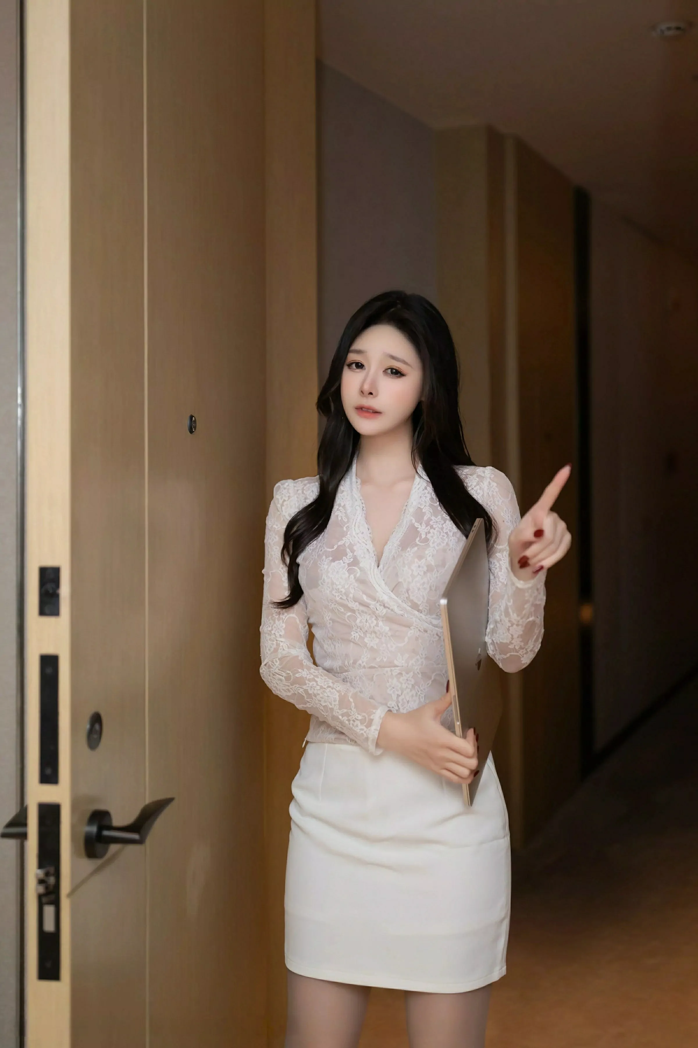 [XiuRen秀人网]第10143期小逗逗写真 [80P]-012