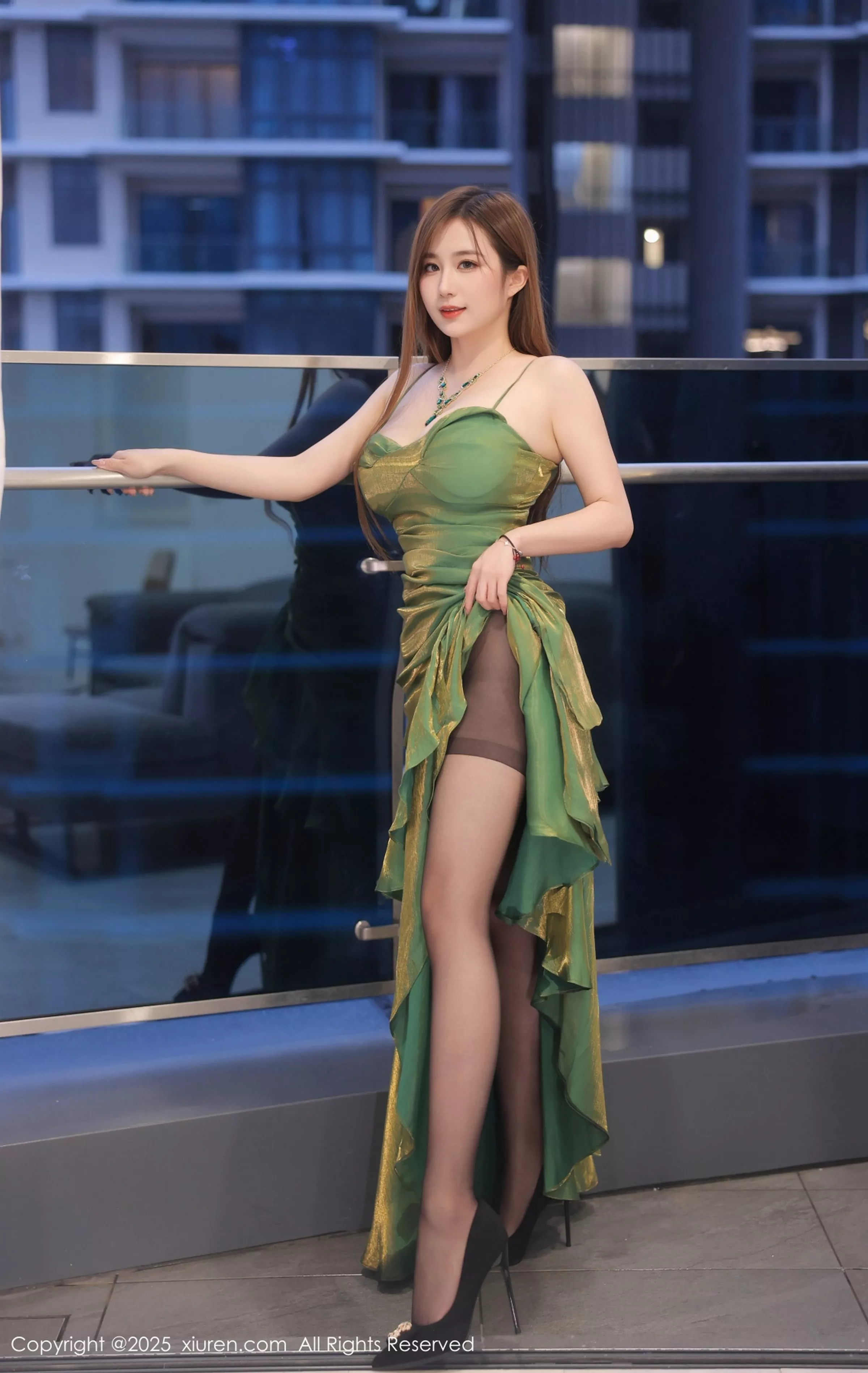 [XiuRen秀人网]第10169期小肉肉咪写真 [78P]-006