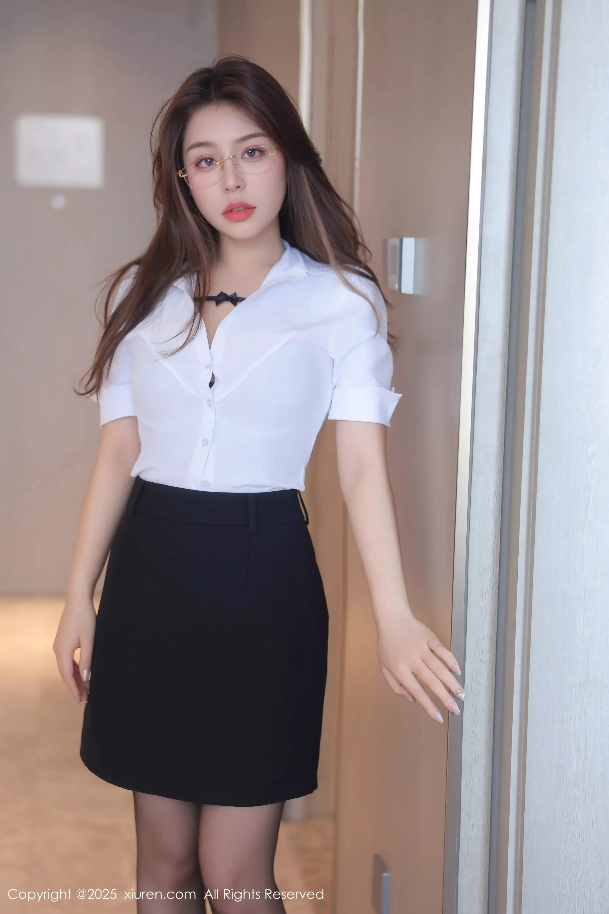 [XiuRen秀人网]第10204期云璎珞写真 [76P]-001
