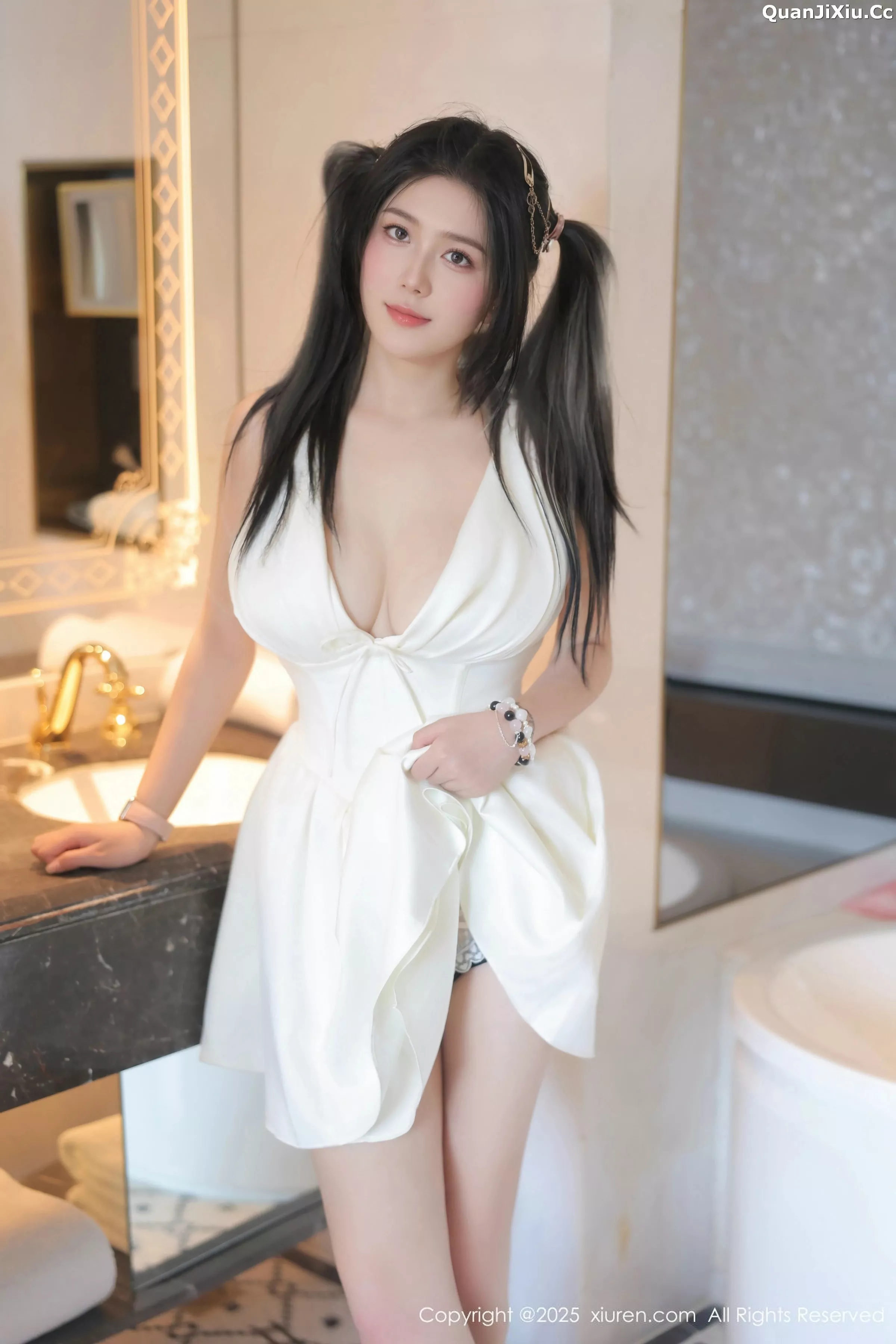 [XiuRen秀人网]第10262期诺诺Hsu写真 [40P]-004