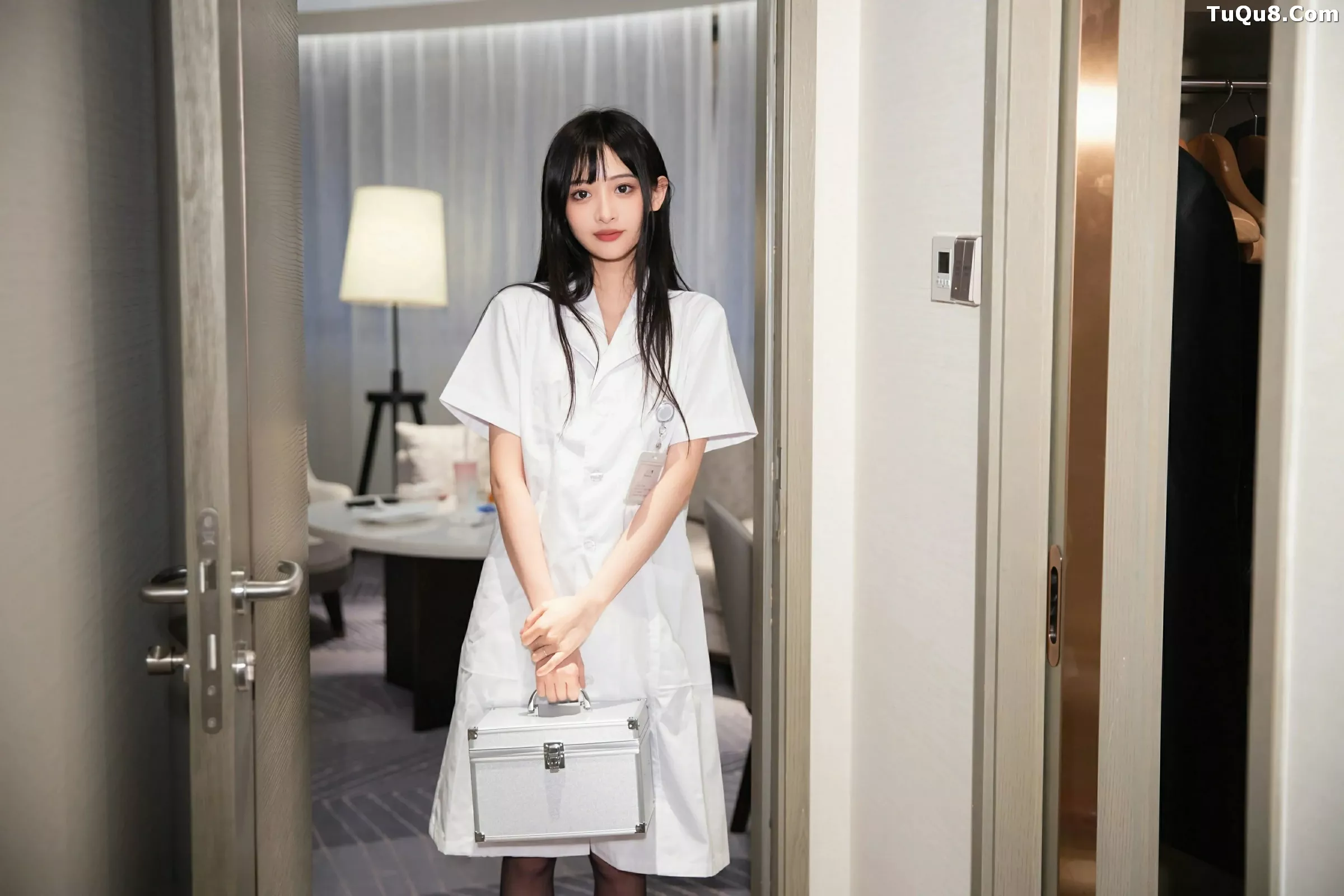 [XiuRen秀人网]第10373期茂木希子写真 [80P]-001