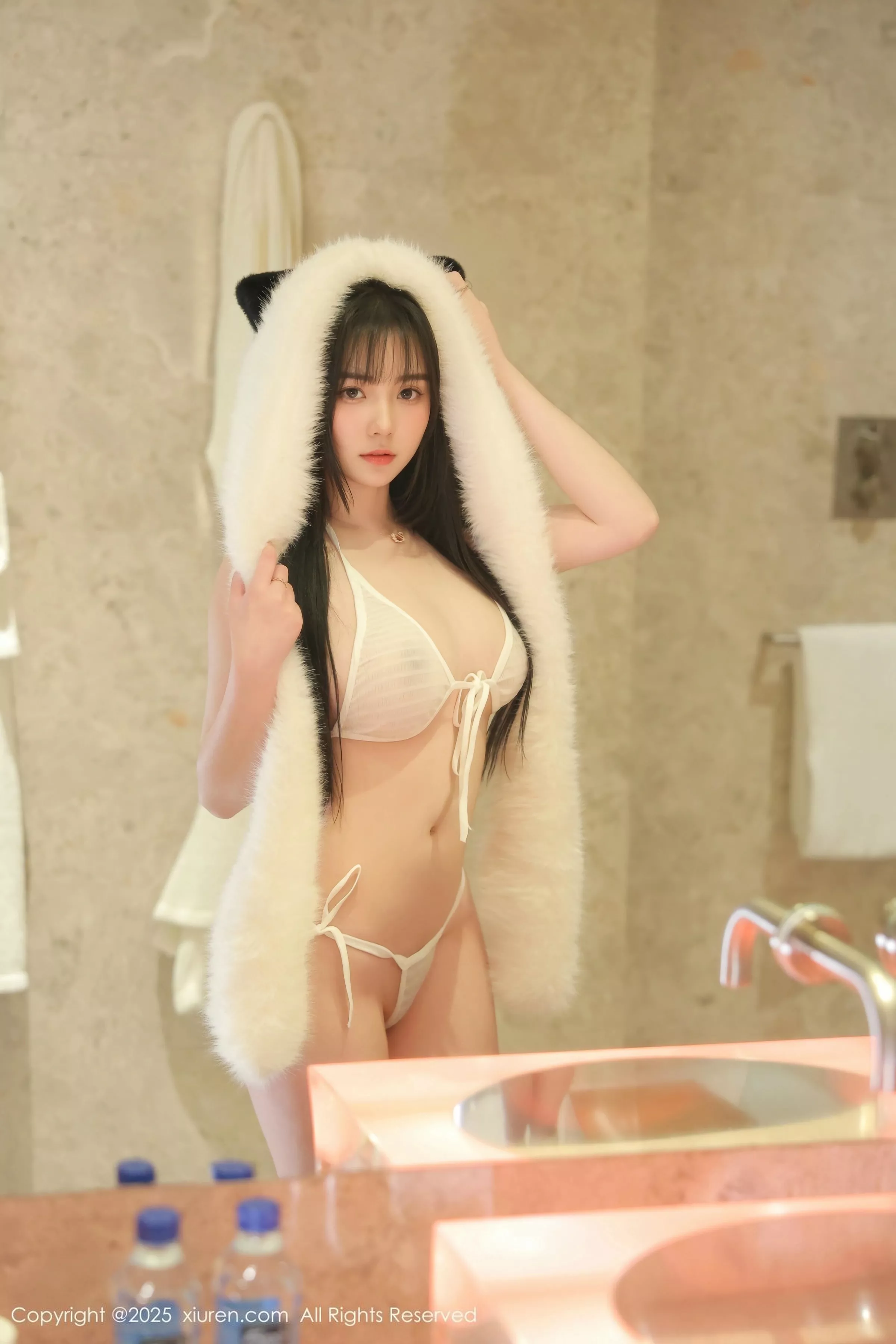 [XiuRen秀人网]第10302期软情写真 [51P]-001