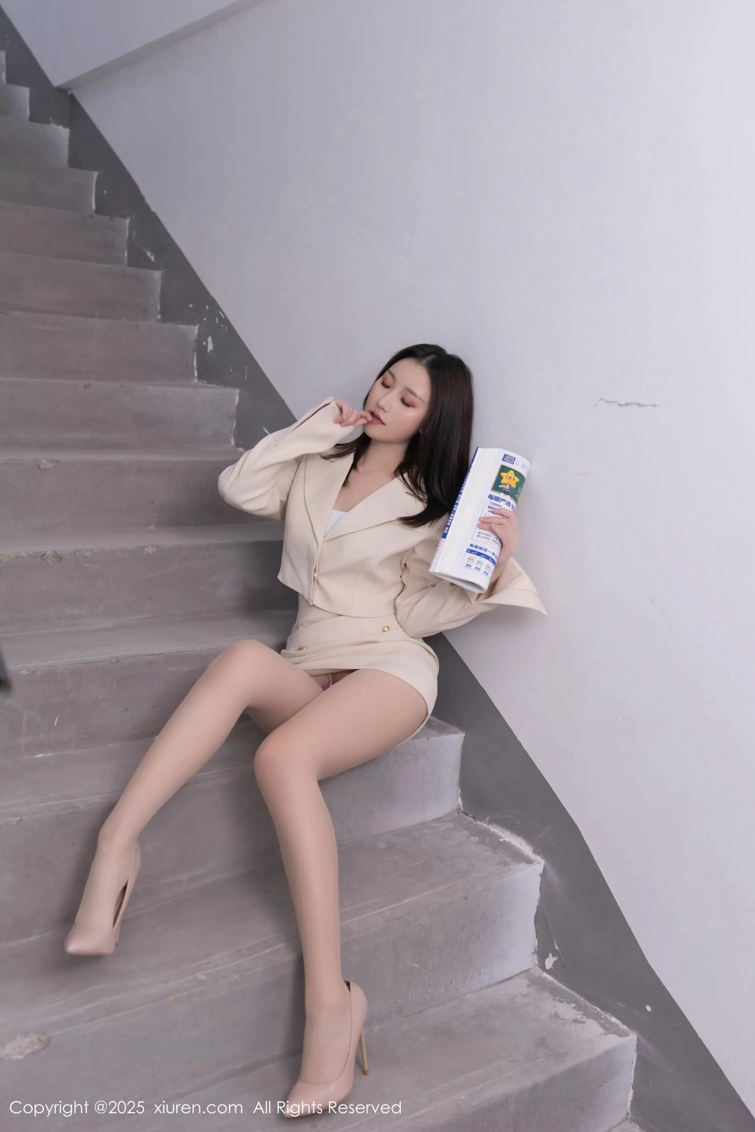 [XiuRen秀人网]第10428期杏子写真 [60P]-004