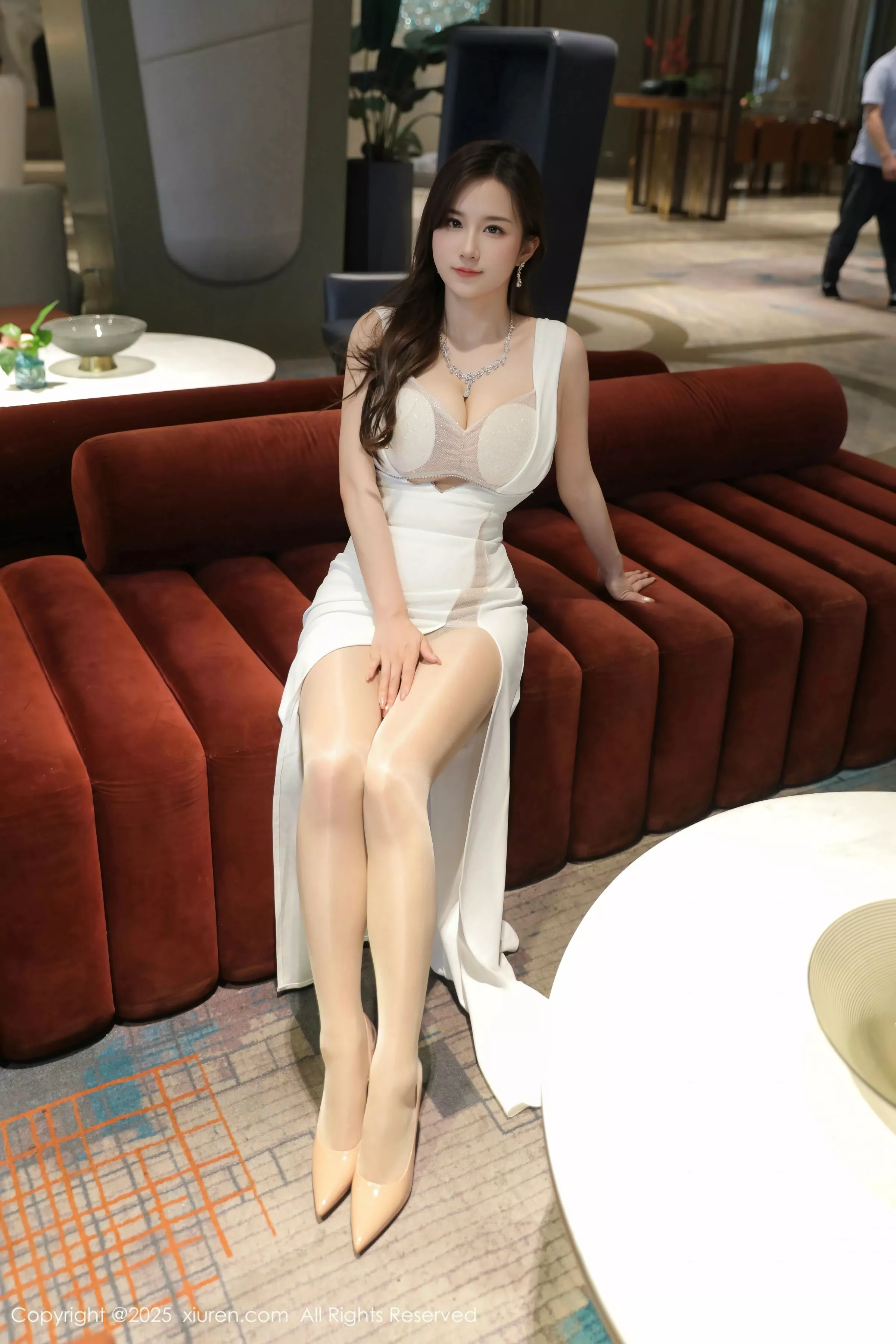 [XiuRen秀人网]第10429期小肉肉咪写真 [74P]-007
