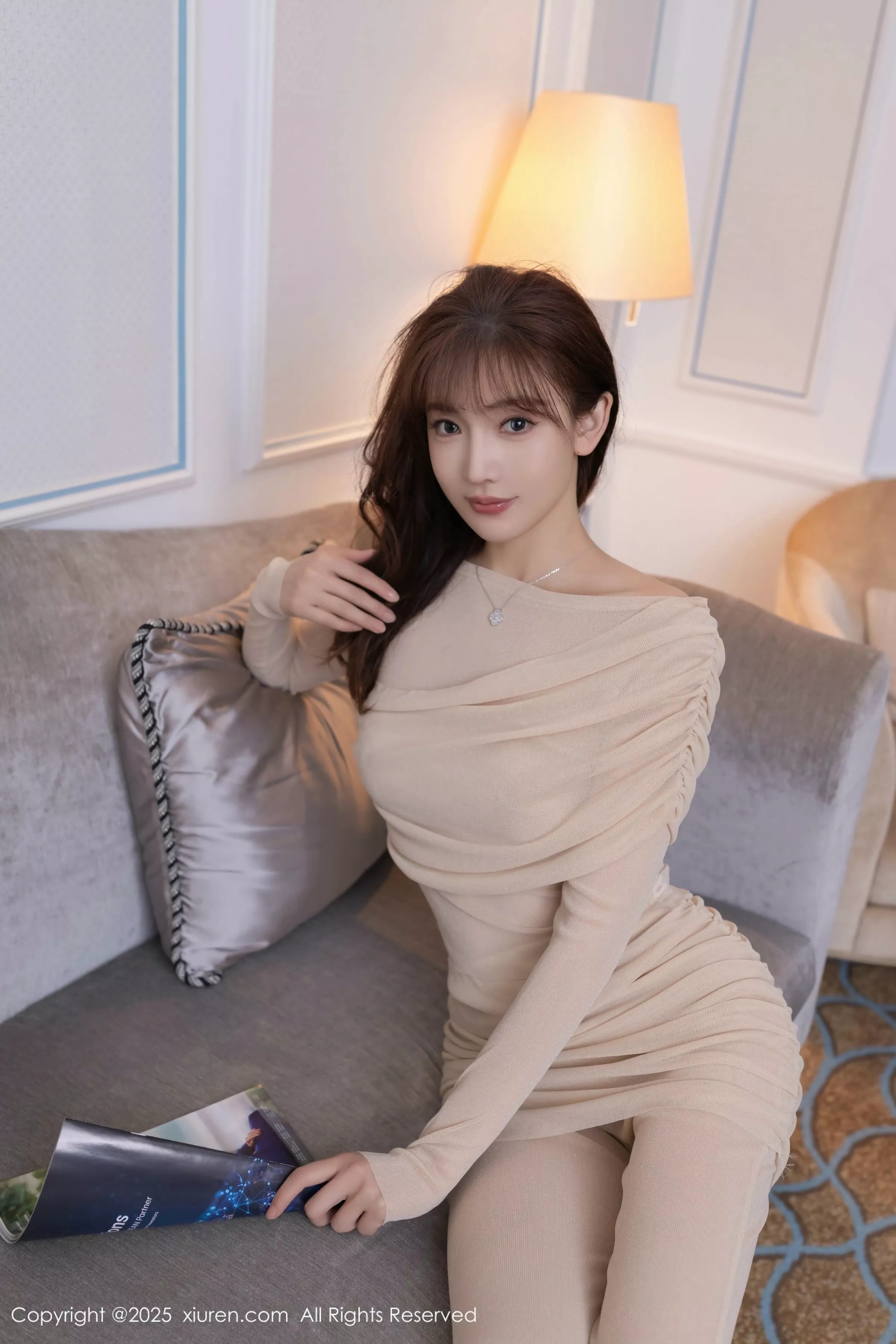 [XiuRen秀人网]第10436期陆萱萱写真 [80P]-001