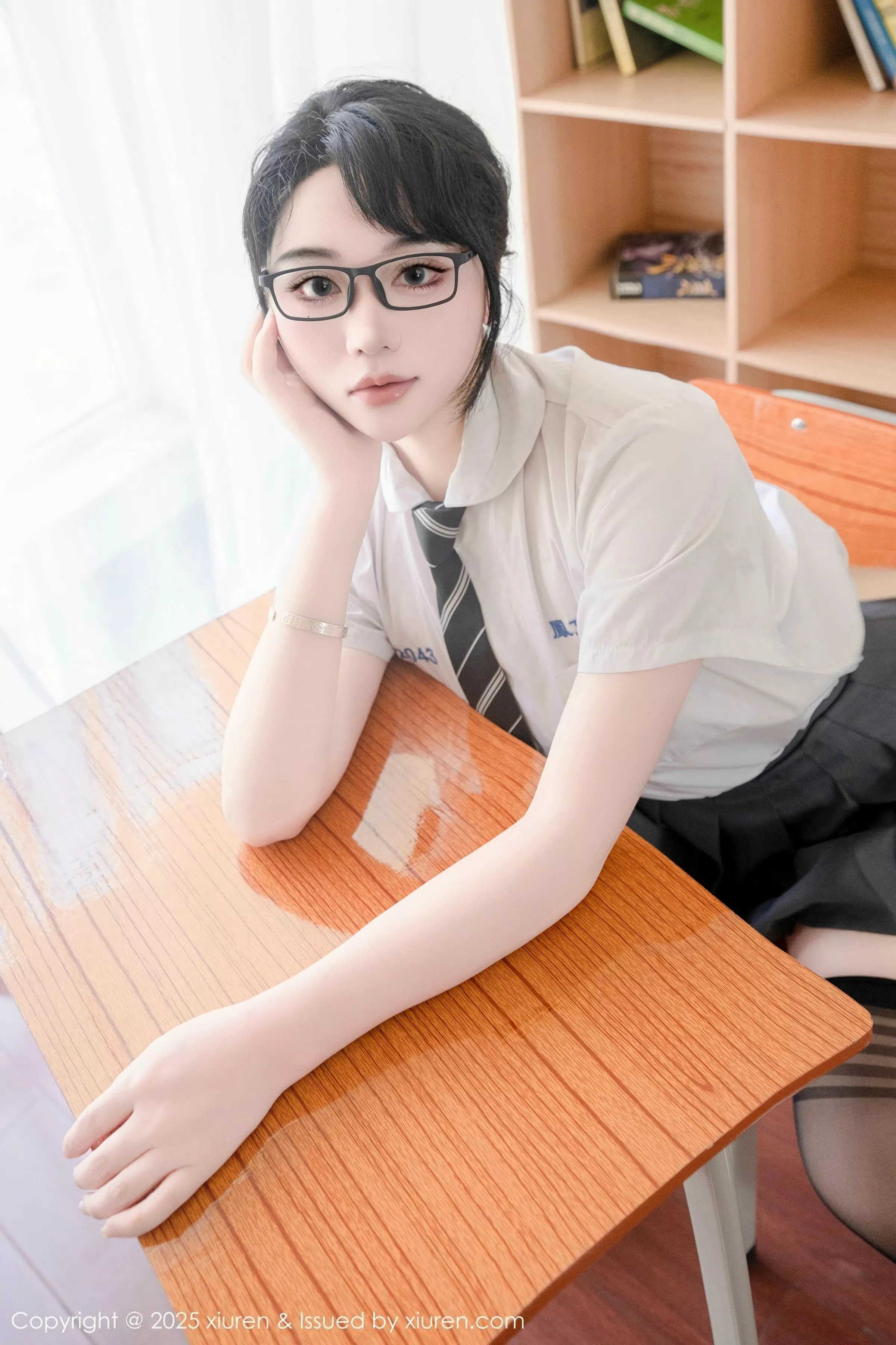 [XiuRen秀人网]第10530期汐汐爱吃草莓写真 [85P]-014