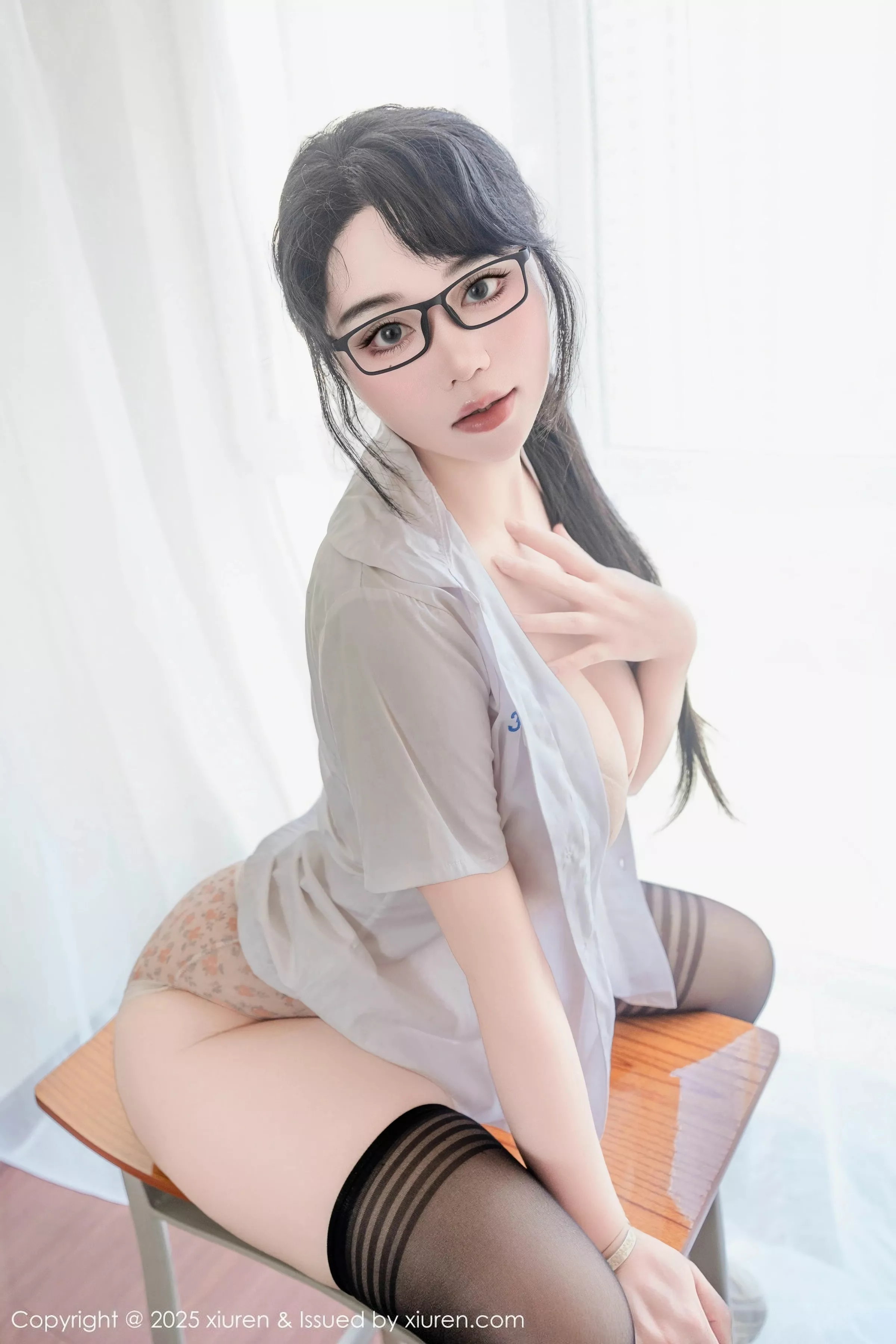 [XiuRen秀人网]第10530期汐汐爱吃草莓写真 [85P]-043