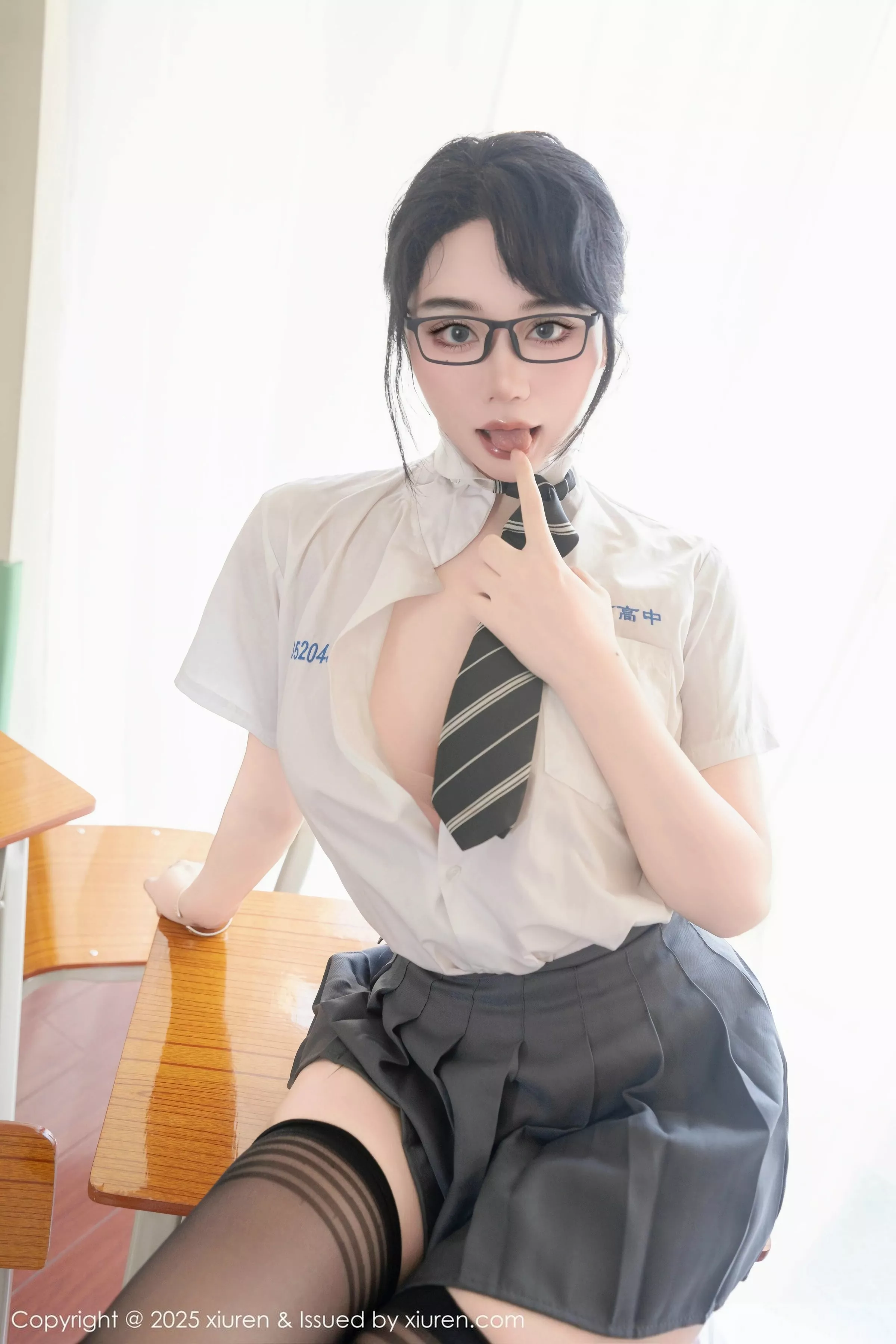[XiuRen秀人网]第10530期汐汐爱吃草莓写真 [85P]-022