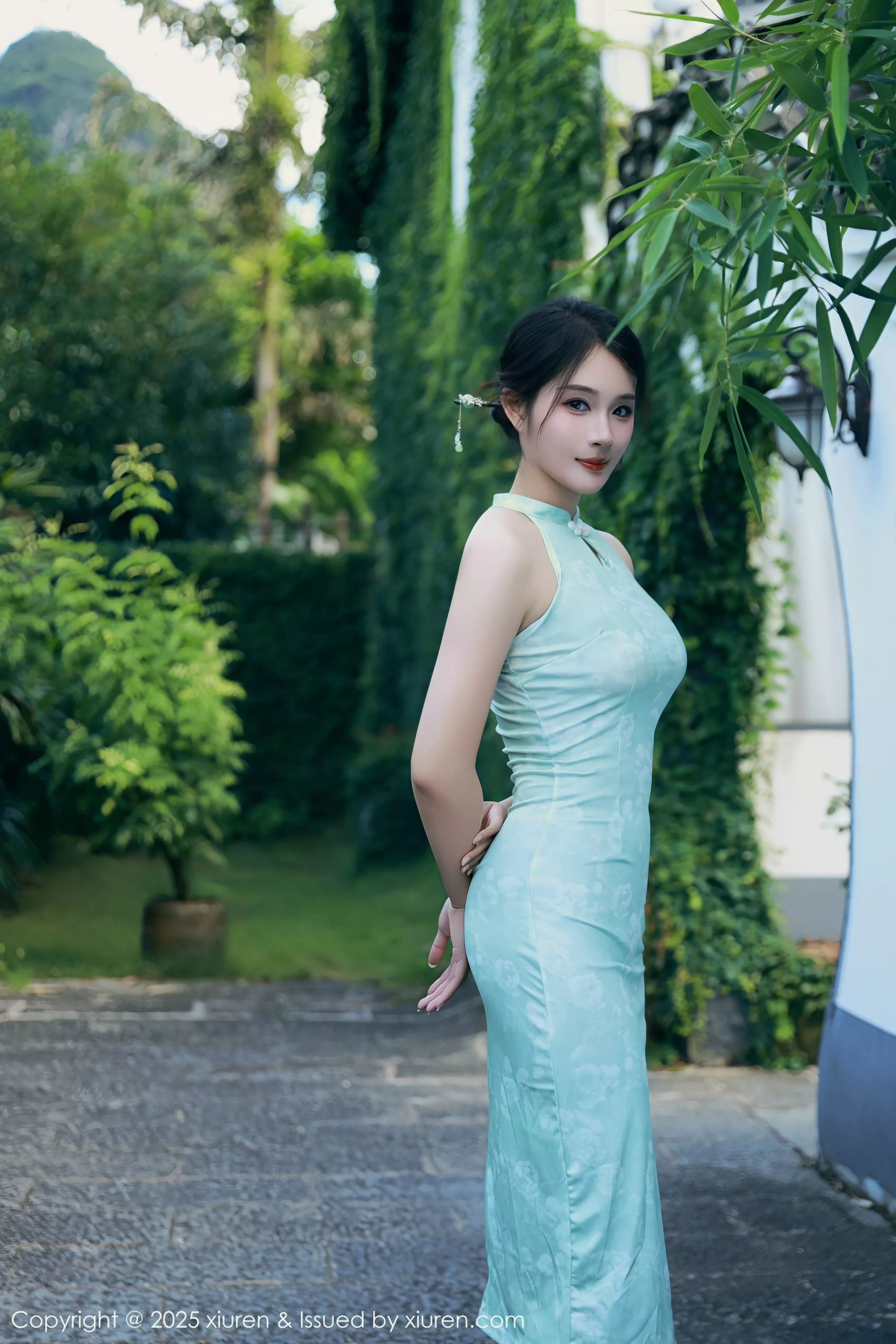 [XiuRen秀人网]第10538期南乔写真 [84P]-004
