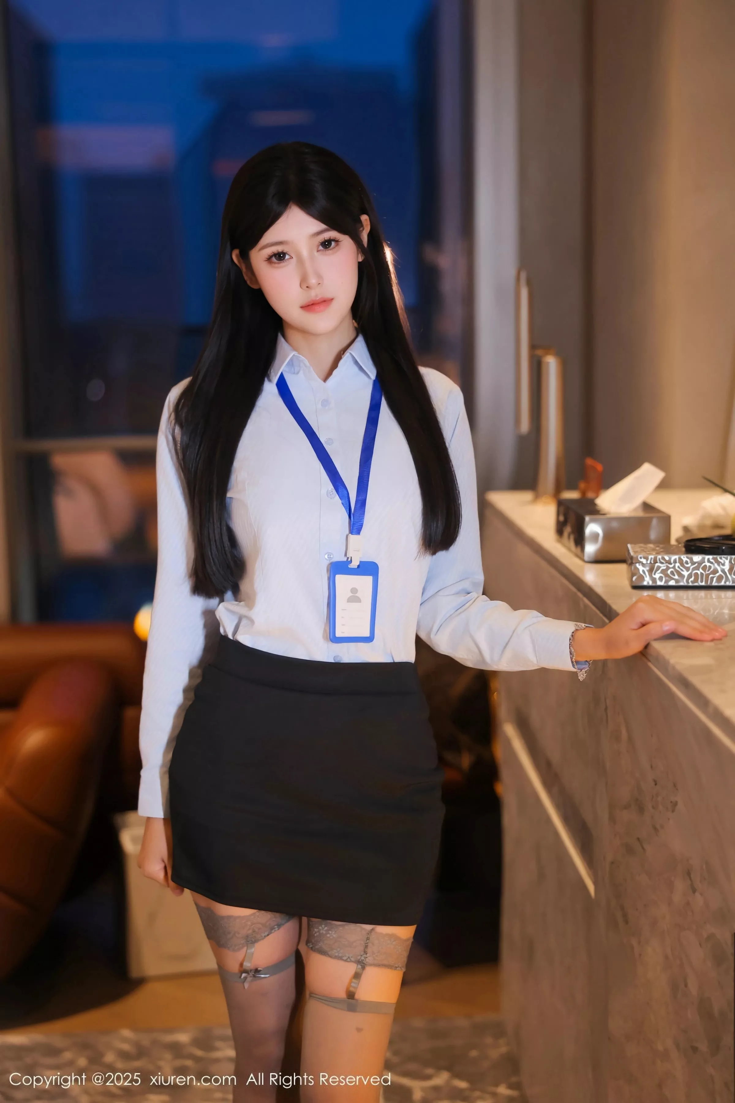 [XiuRen秀人网]第10440期余安安写真 [69P]-001