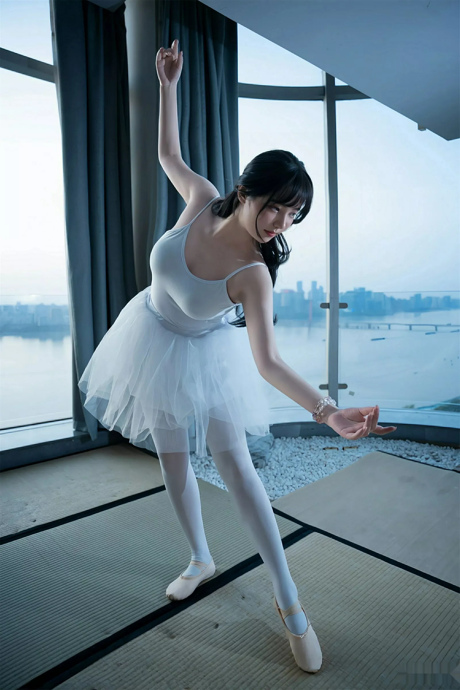 [XiuRen秀人网]第10575期软情写真 [78P]-025