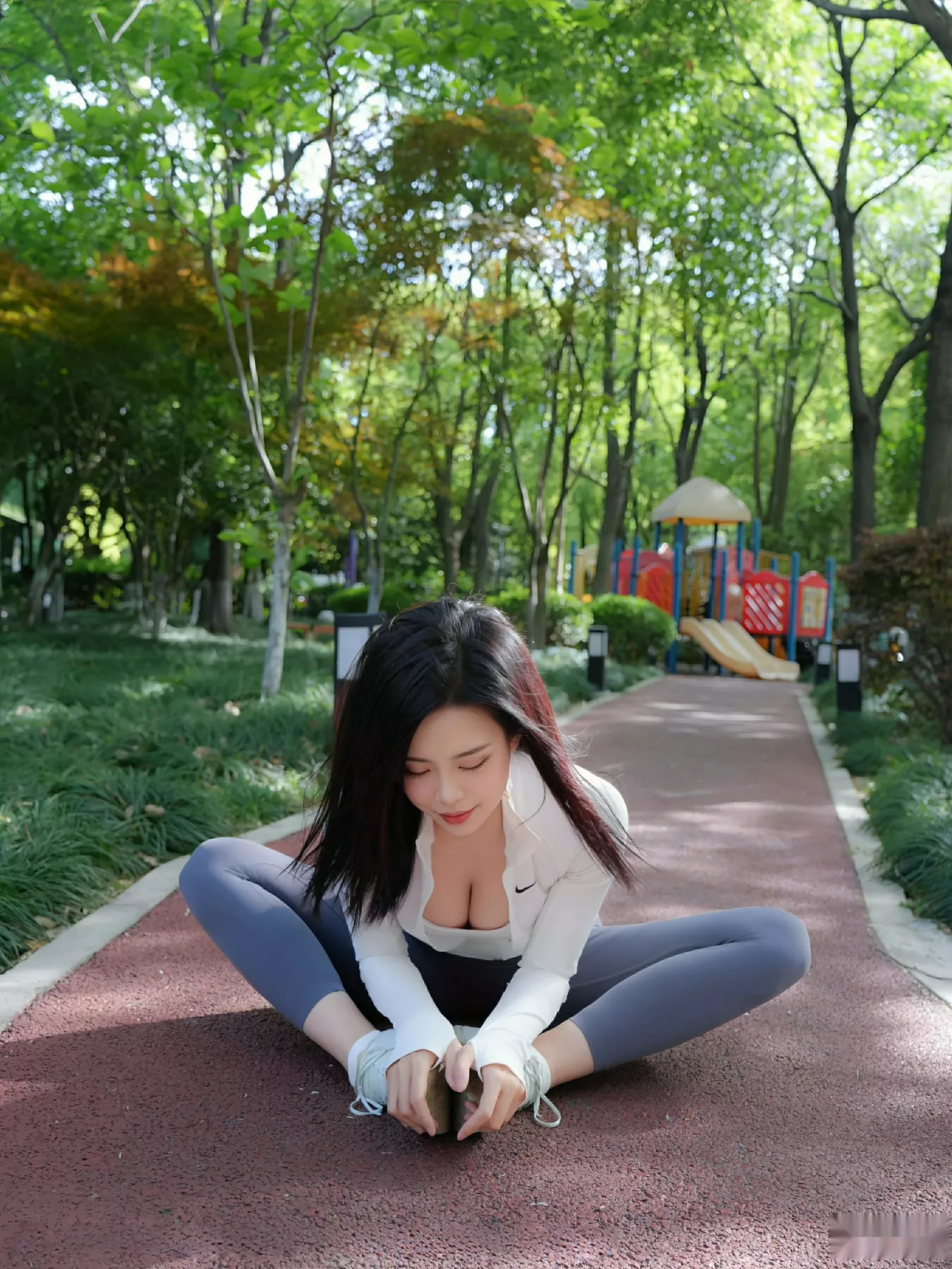 [XiuRen秀人网]第10595期玫瑰我爱你写真 [81P]-013