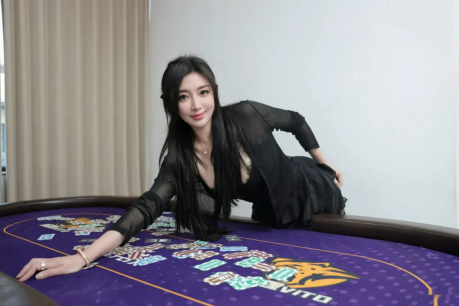 [XiuRen秀人网]第10592期苏一诺写真 [80P]-010