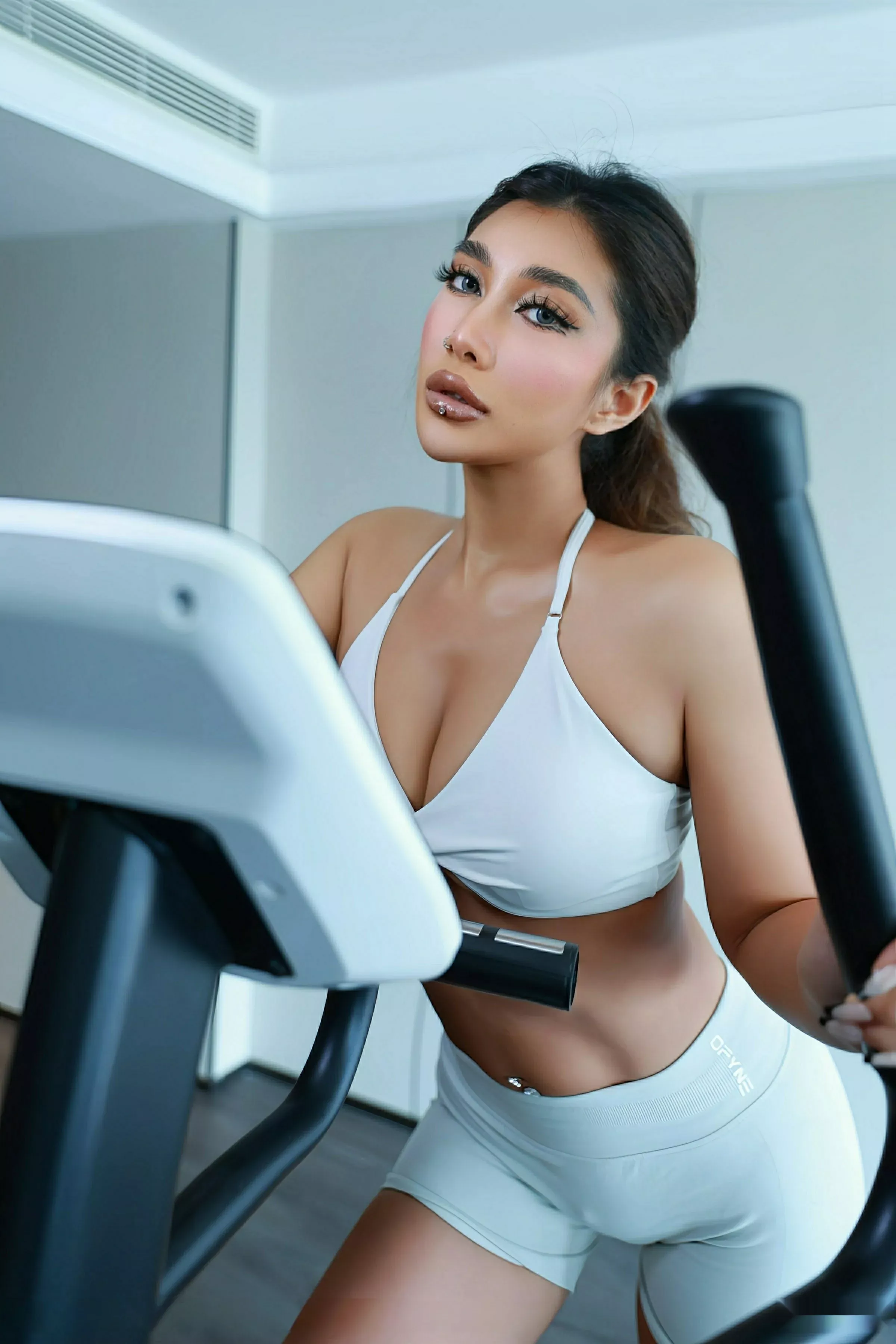 [XiuRen秀人网]第10621期FE写真 [65P]-023
