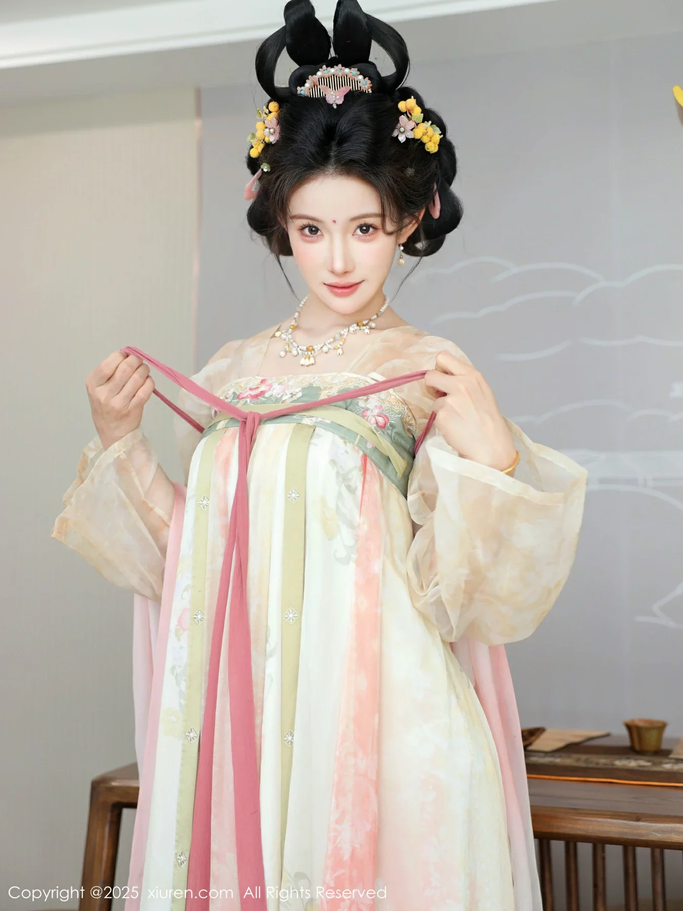 [XiuRen秀人网]第10645期梨霜儿写真 [82P]-065