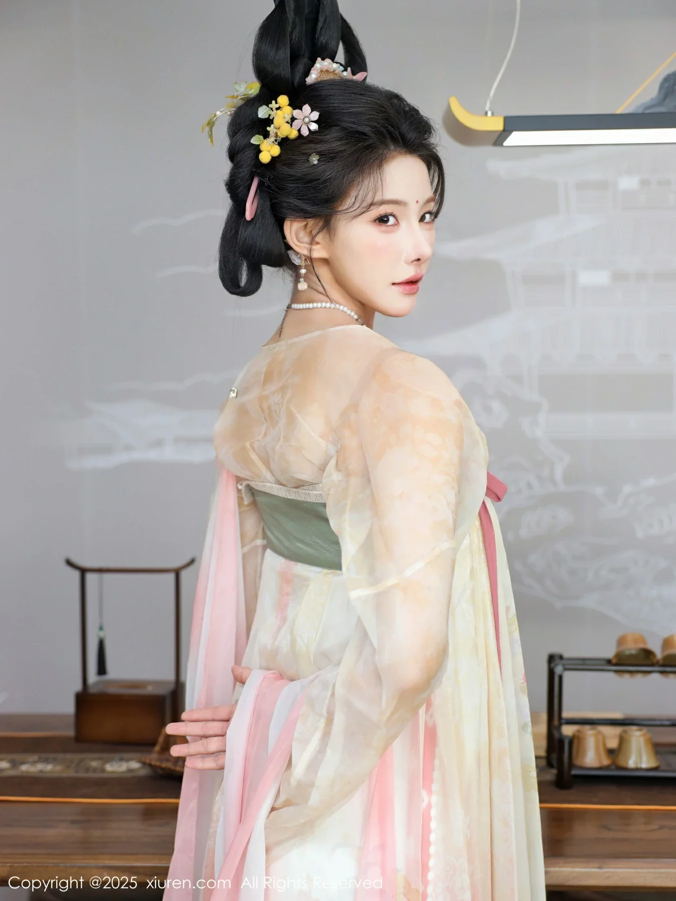 [XiuRen秀人网]第10645期梨霜儿写真 [82P]-021