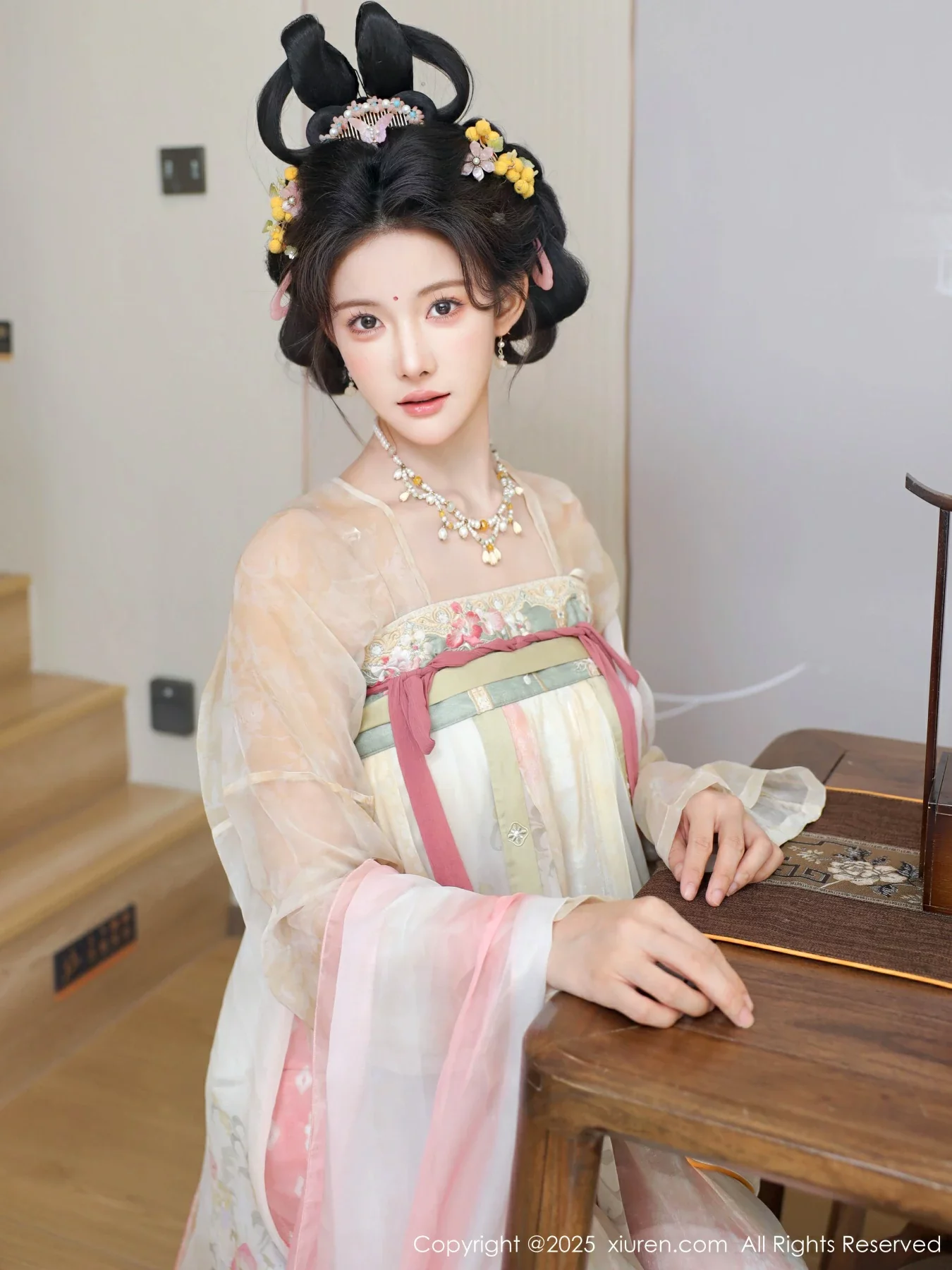 [XiuRen秀人网]第10645期梨霜儿写真 [82P]-018
