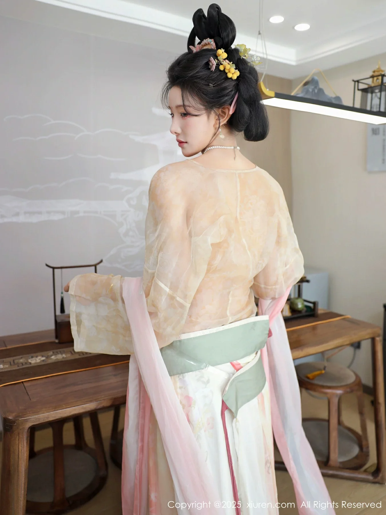[XiuRen秀人网]第10645期梨霜儿写真 [82P]-074