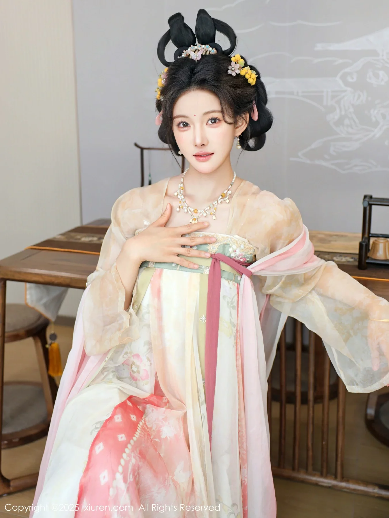 [XiuRen秀人网]第10645期梨霜儿写真 [82P]-031