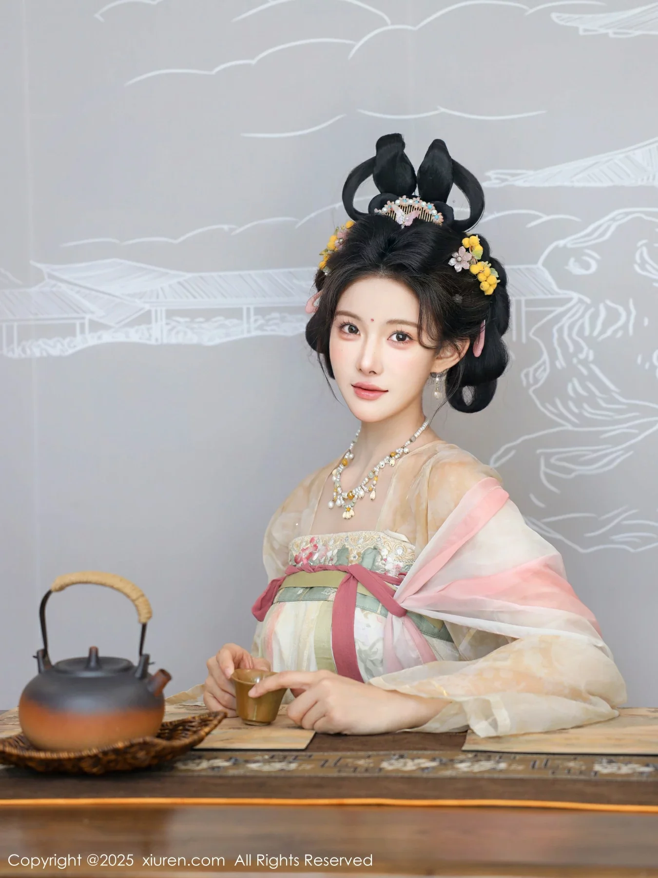 [XiuRen秀人网]第10645期梨霜儿写真 [82P]-001