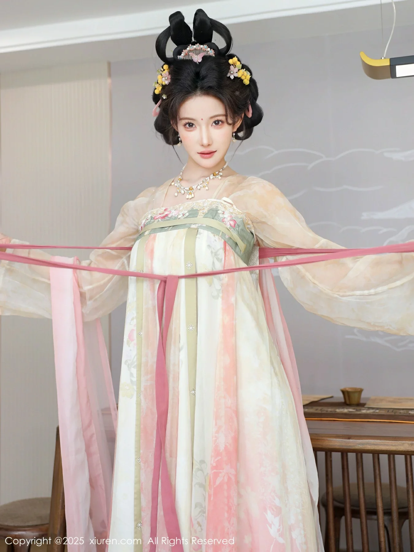 [XiuRen秀人网]第10645期梨霜儿写真 [82P]-069