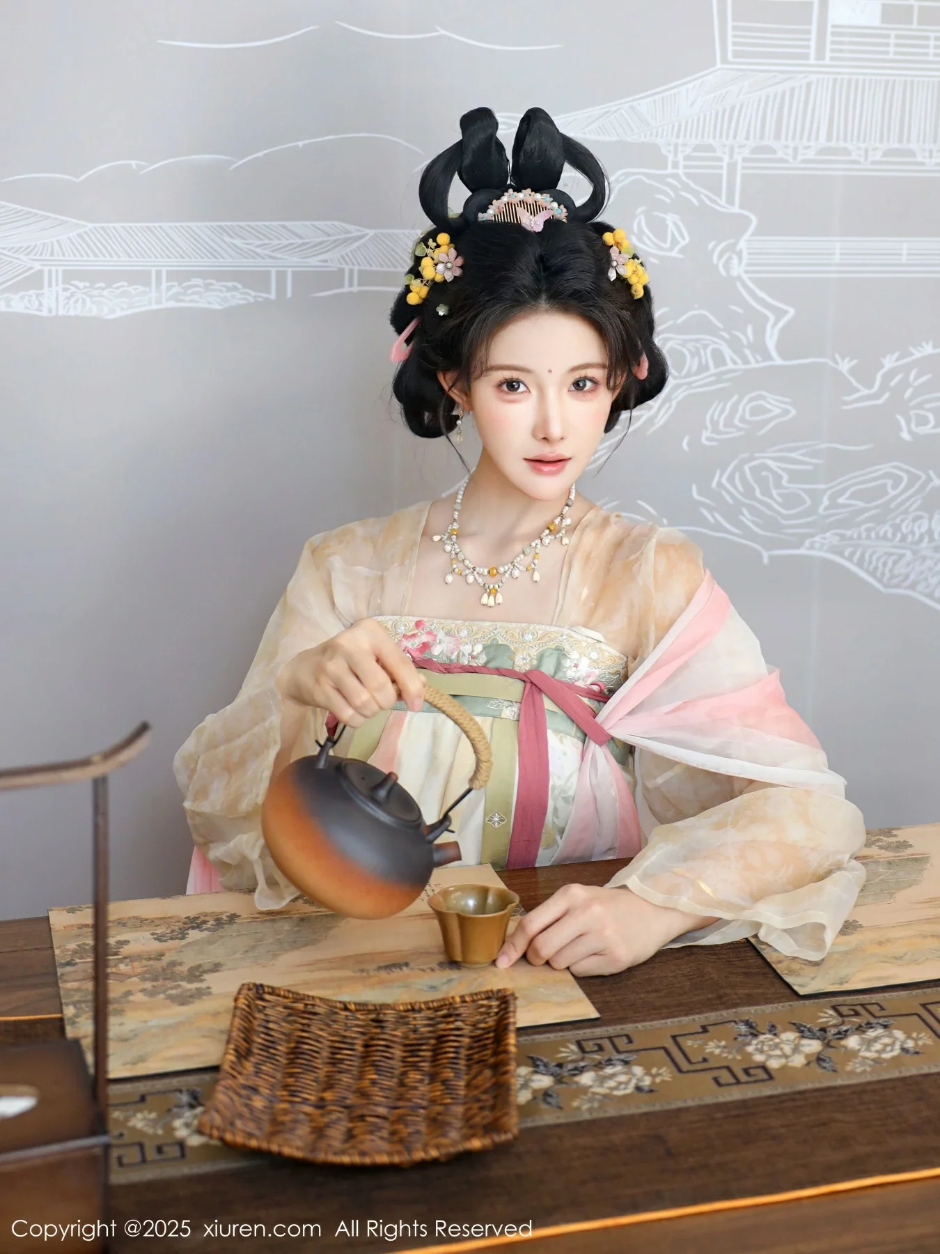 [XiuRen秀人网]第10645期梨霜儿写真 [82P]-003