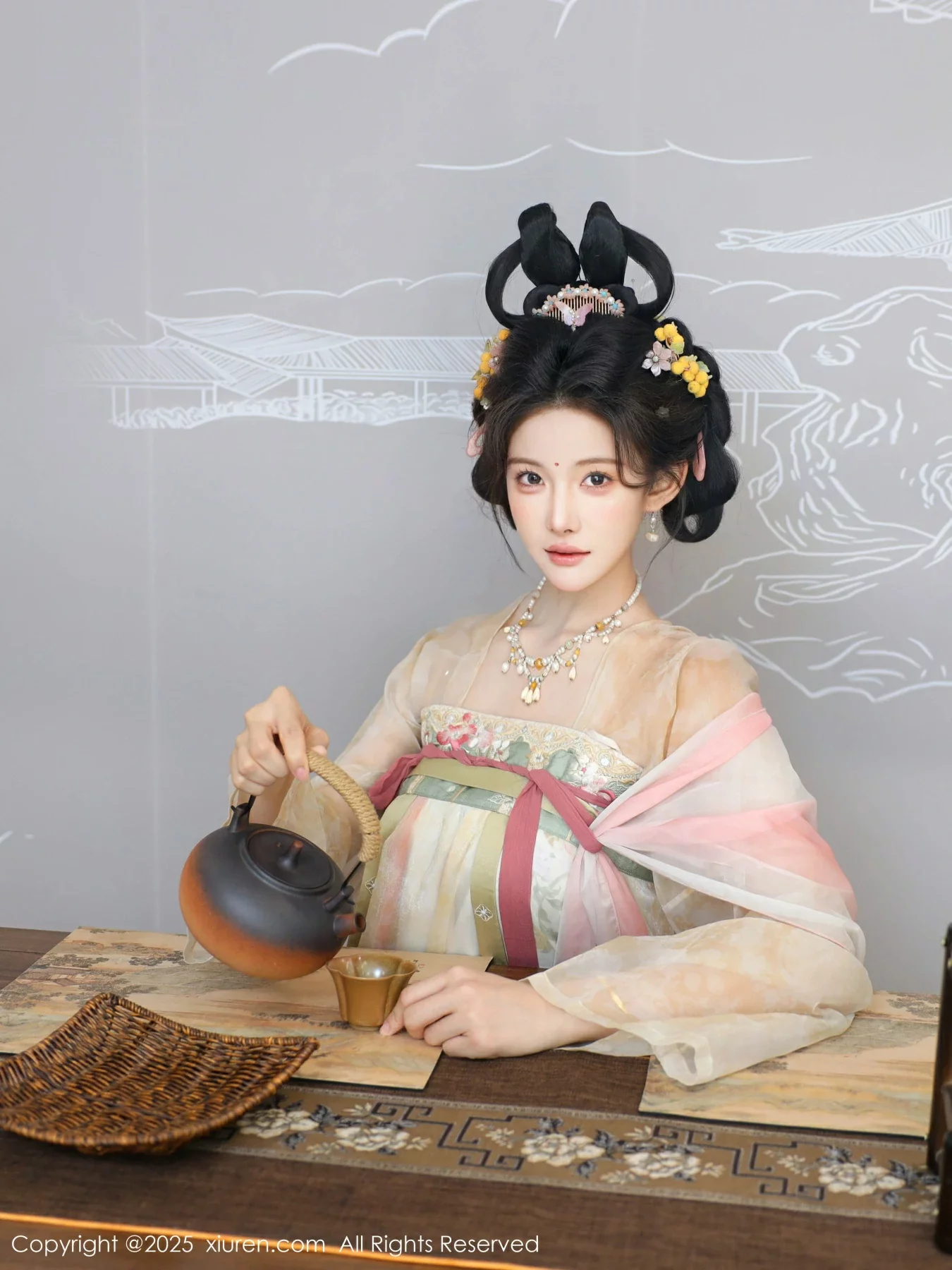 [XiuRen秀人网]第10645期梨霜儿写真 [82P]-002