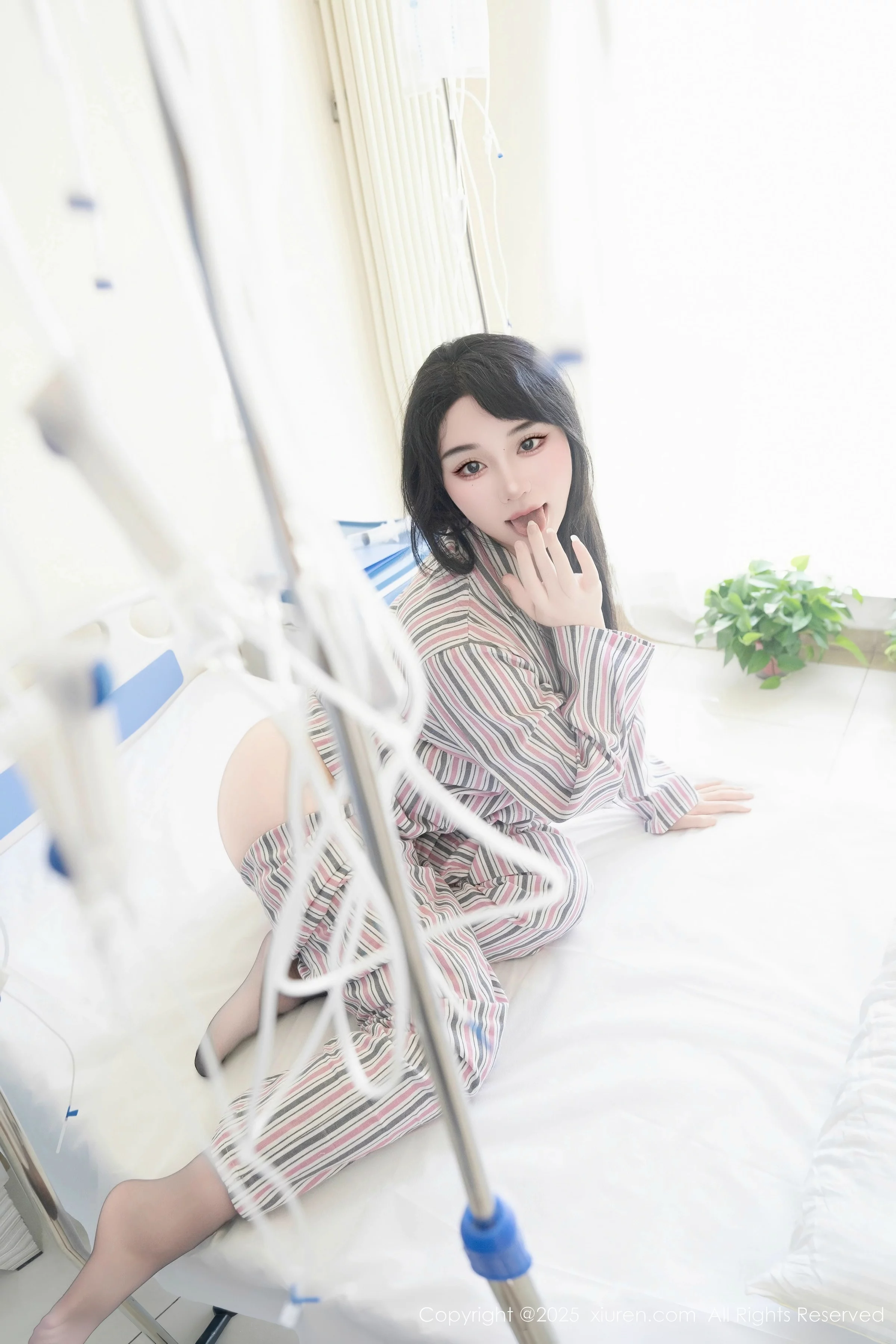 [XiuRen秀人网]第10648期汐汐爱吃草莓写真 [80P]-023