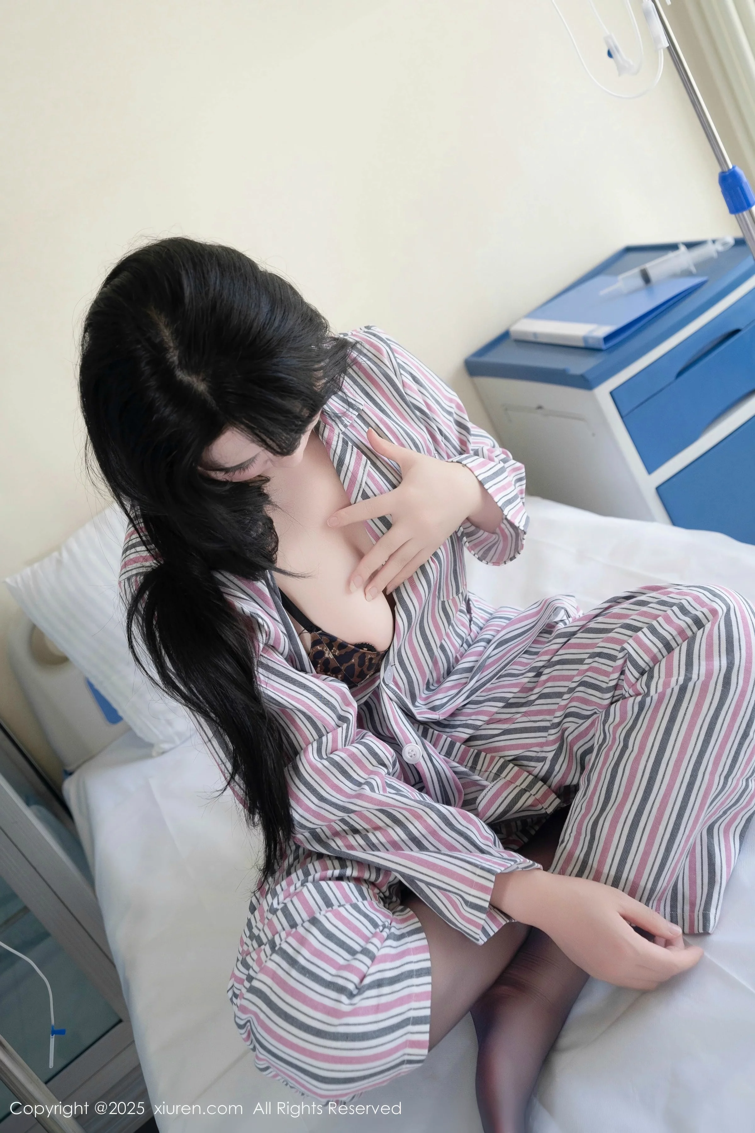 [XiuRen秀人网]第10648期汐汐爱吃草莓写真 [80P]-033