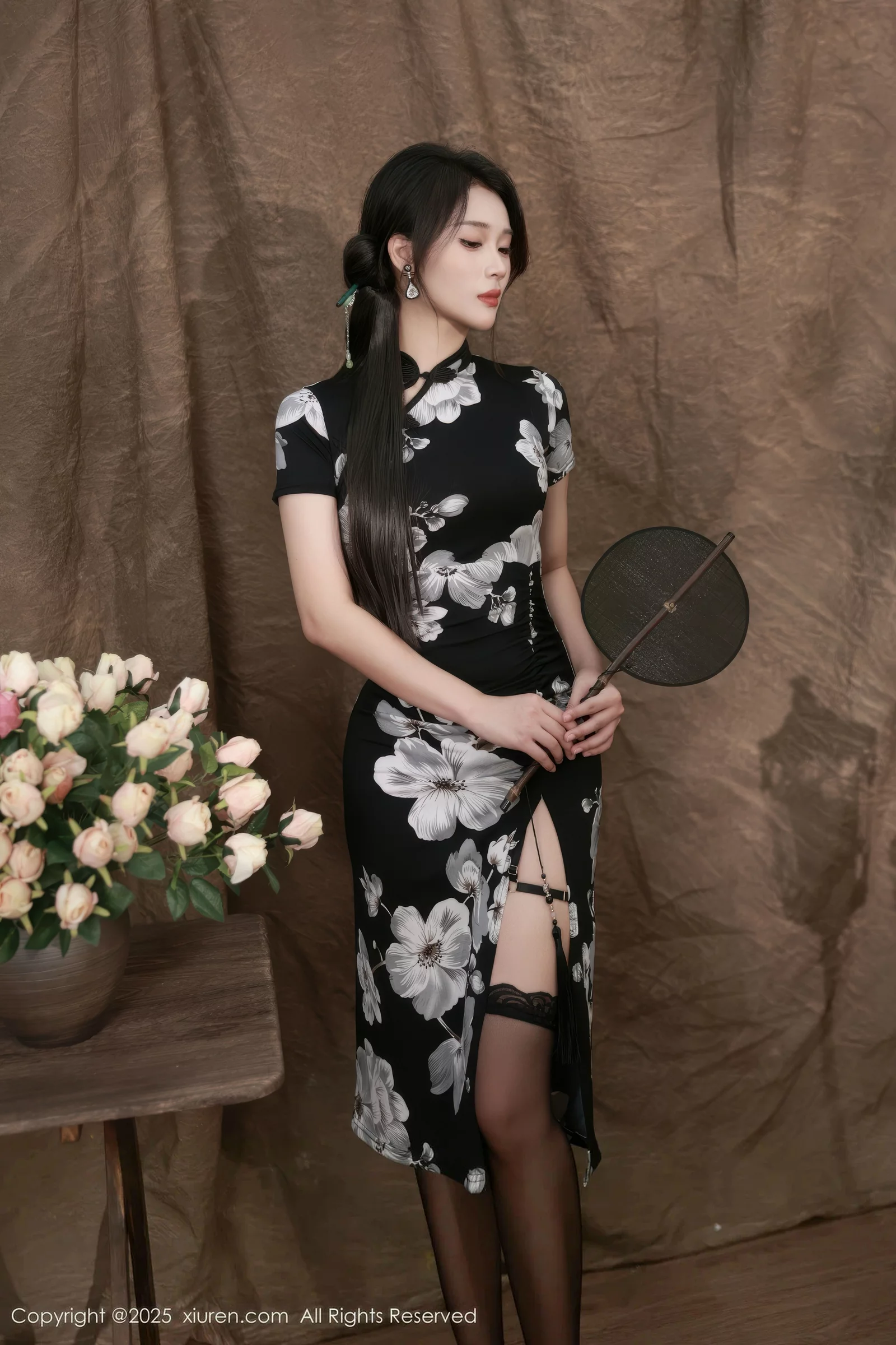 [XiuRen秀人网]第10655期南乔写真 [72P]-002