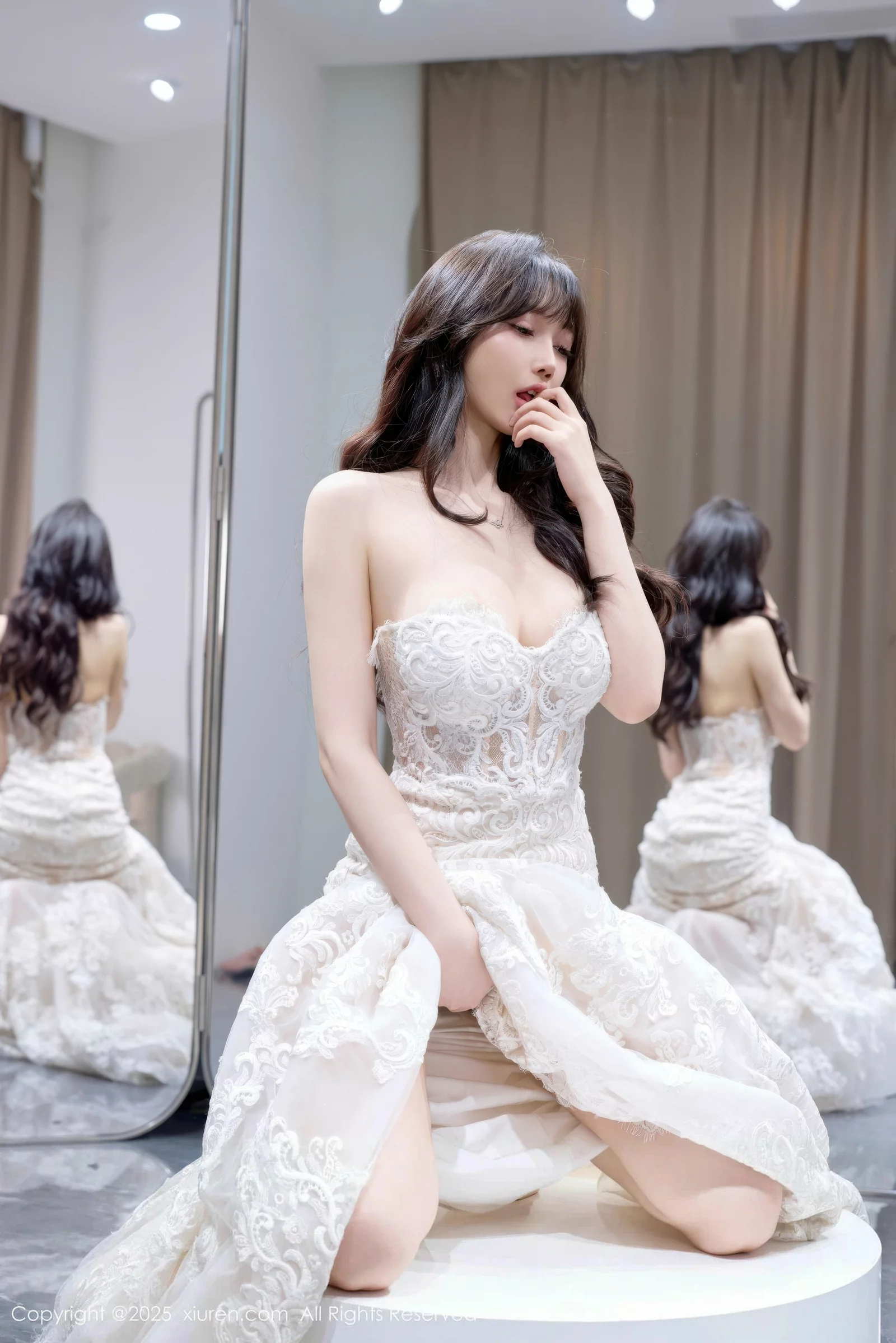 [XiuRen秀人网]第10663期玥儿玥写真 [58P]-032