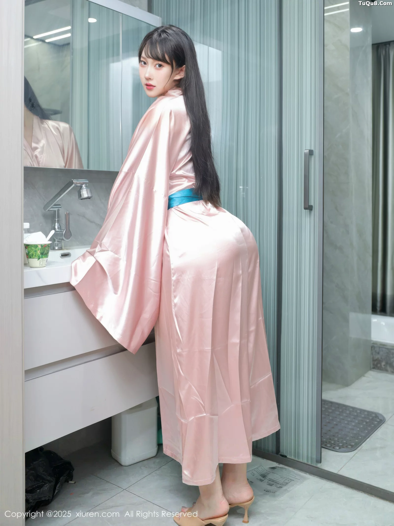 [XiuRen秀人网]第10724期李沁恩写真 [79P]-001