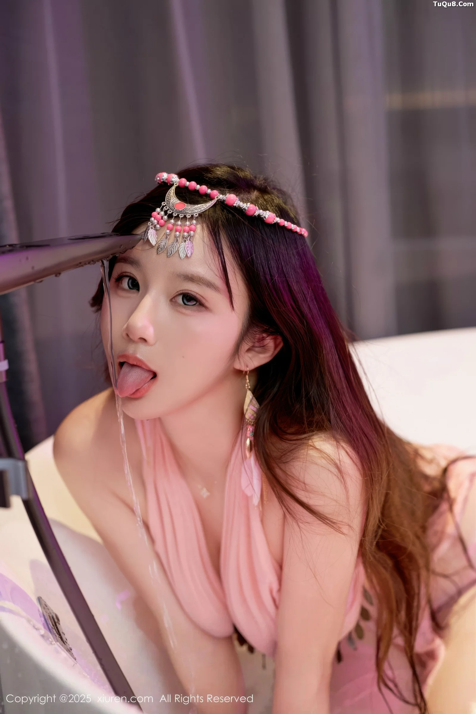 [XiuRen秀人网]第10731期小肉肉咪写真 [58P]-025