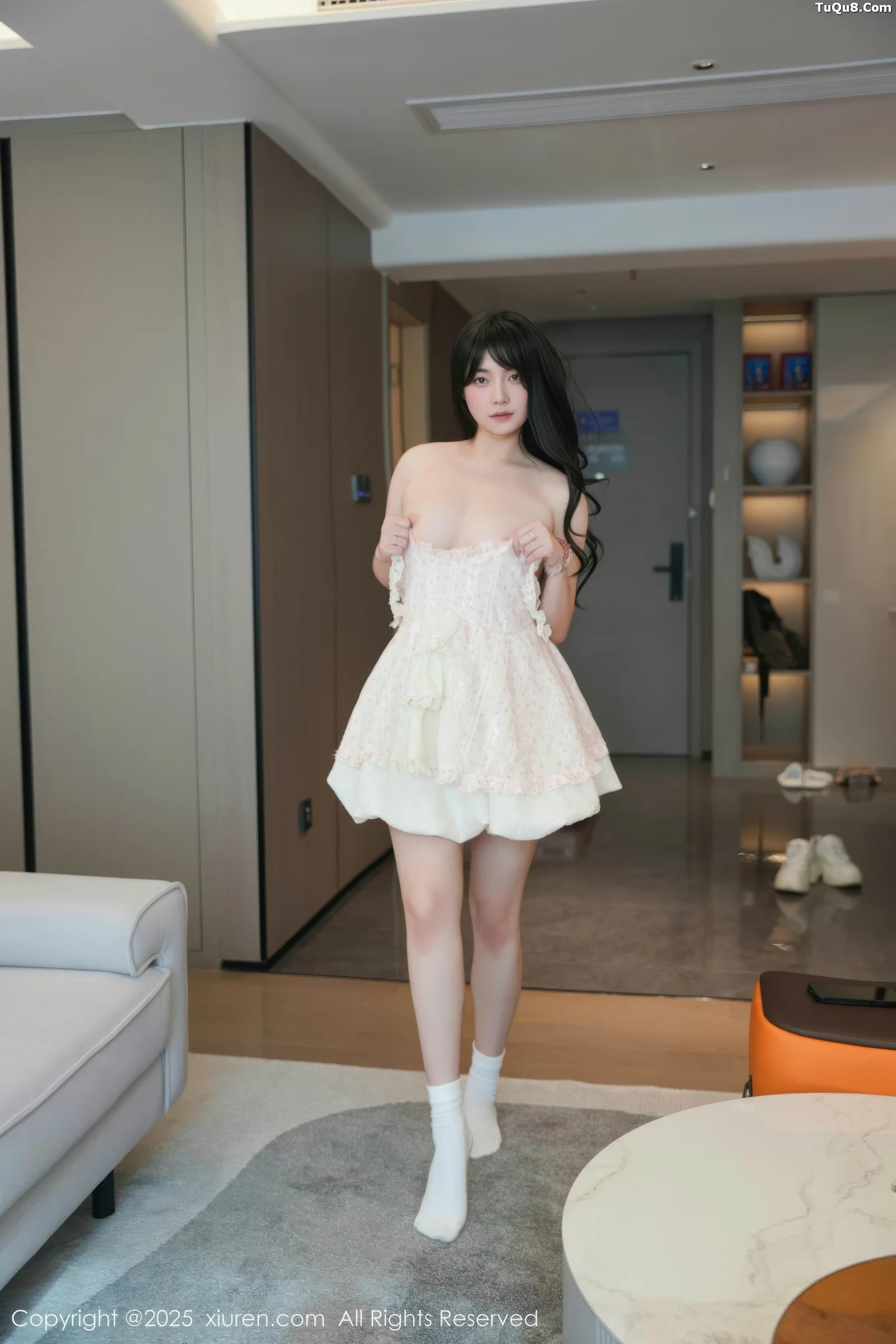 [XiuRen秀人网]第10734期软情写真 [75P]-049