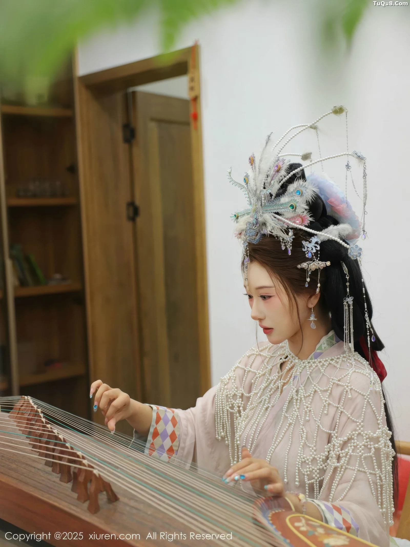 [XiuRen秀人网]第10736期金允希写真 [80P]-044