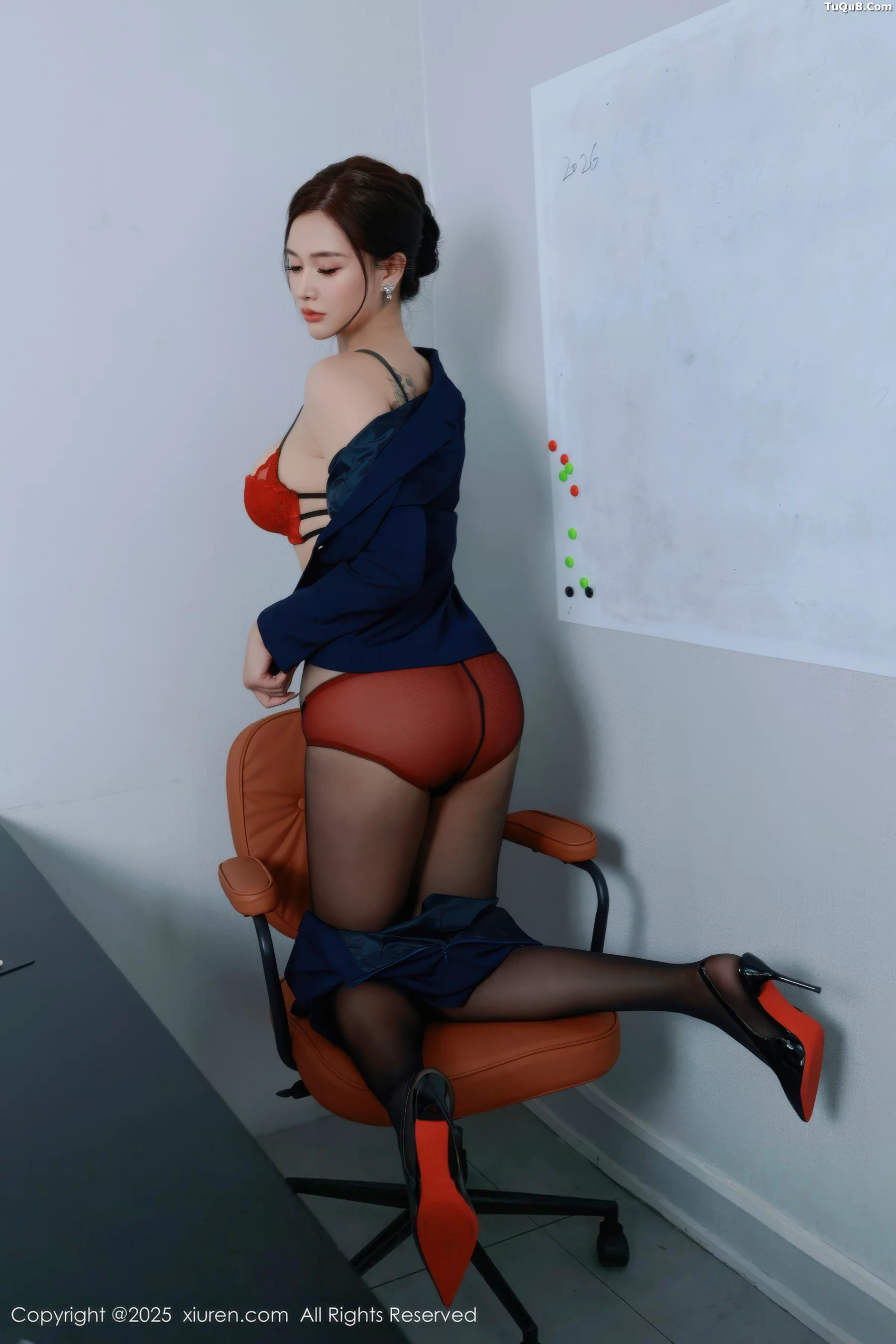 [XiuRen秀人网]第10751期娜比写真 [75P]-032