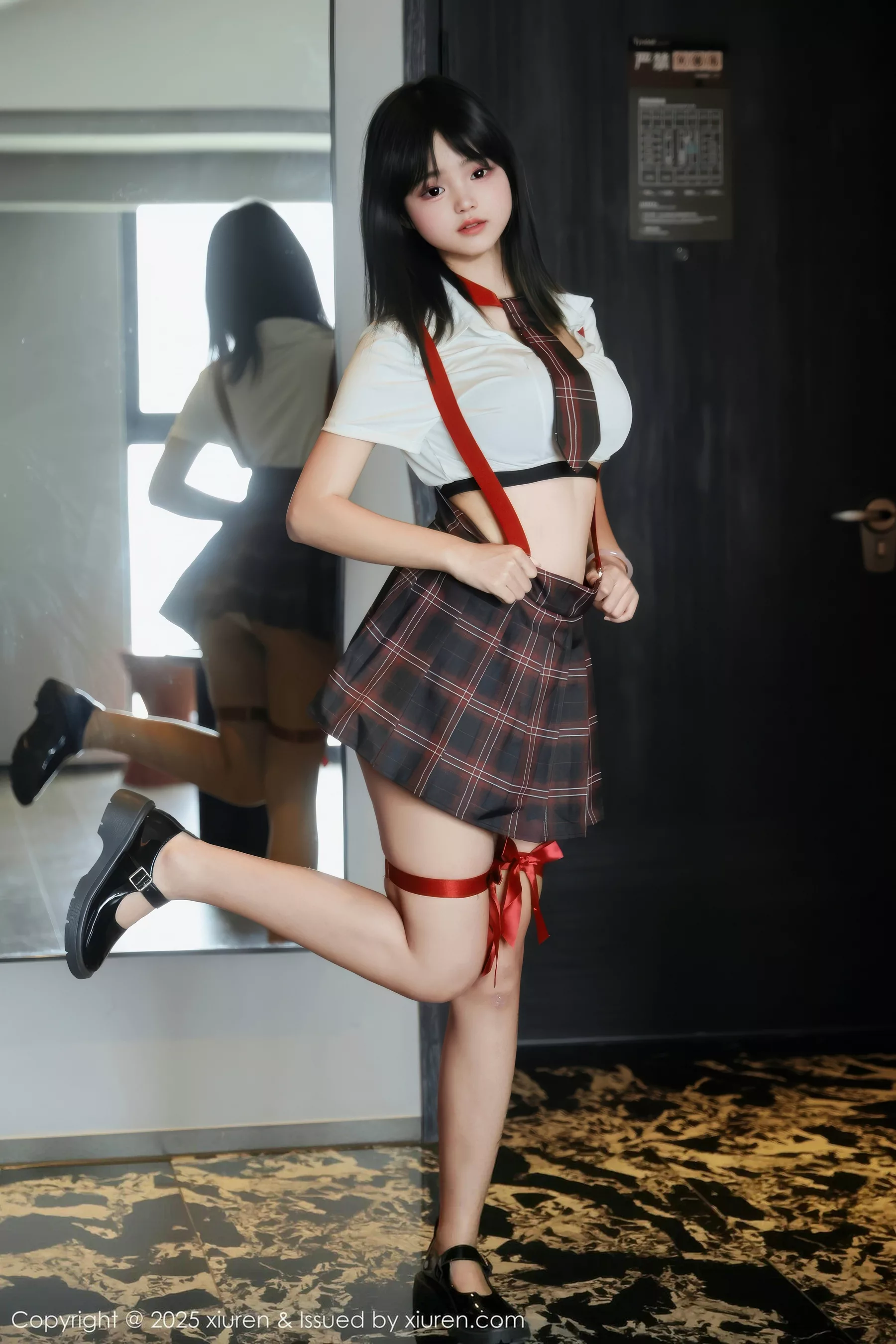 [XiuRen秀人网]第10774期小泠写真 [58P]-055
