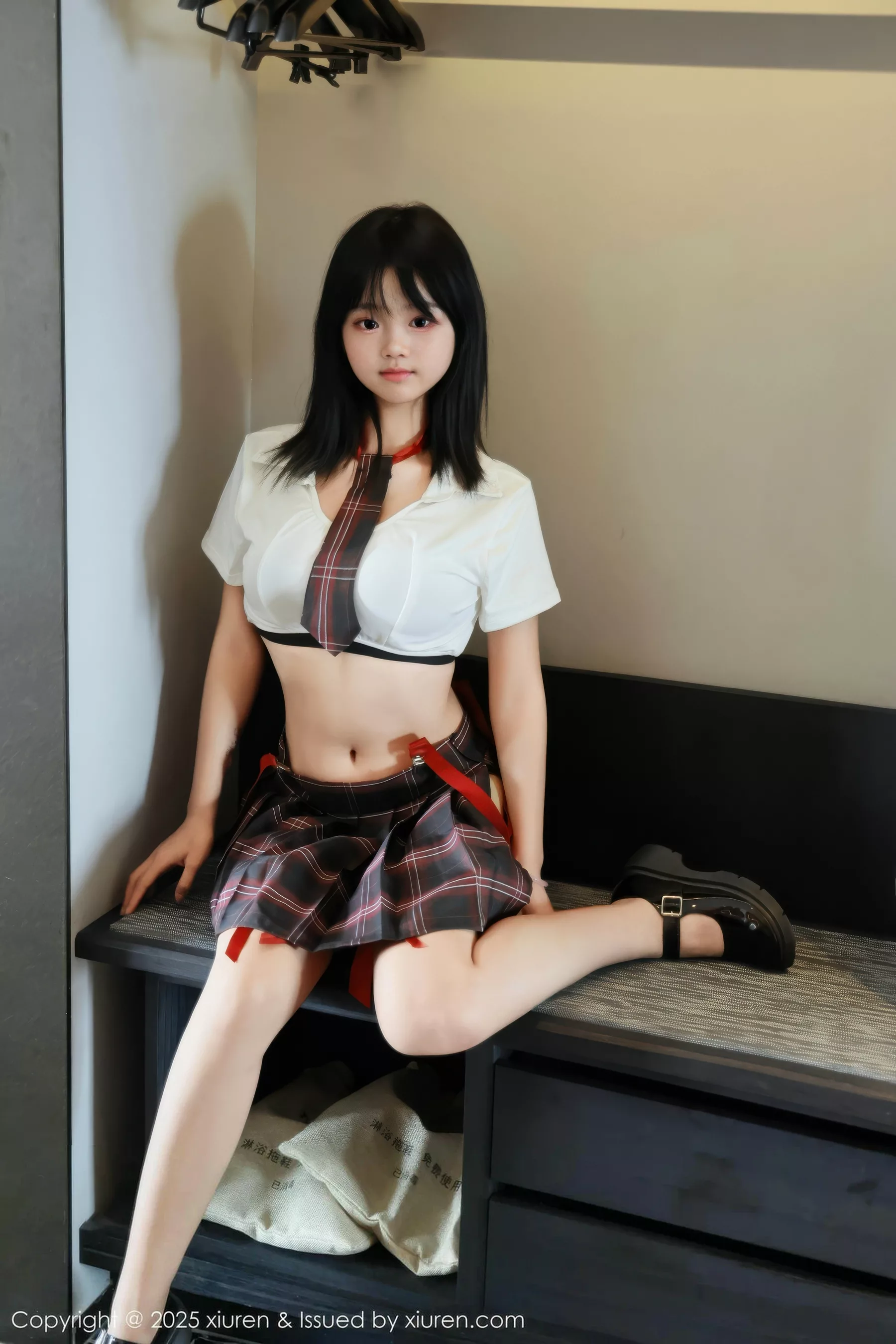 [XiuRen秀人网]第10774期小泠写真 [58P]-009
