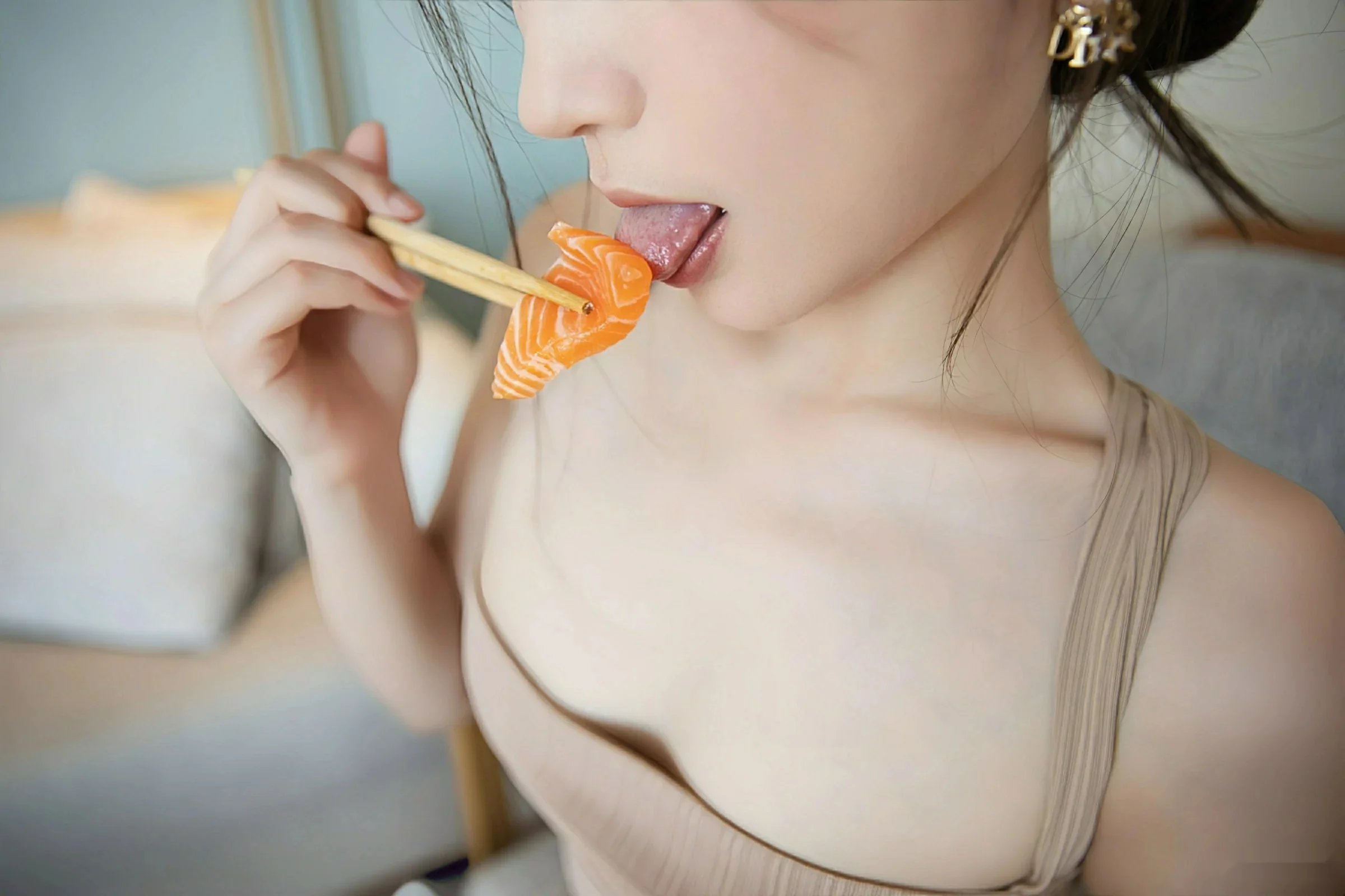 [XiuRen秀人网]第10678期刘婷婷写真 [58P]-001