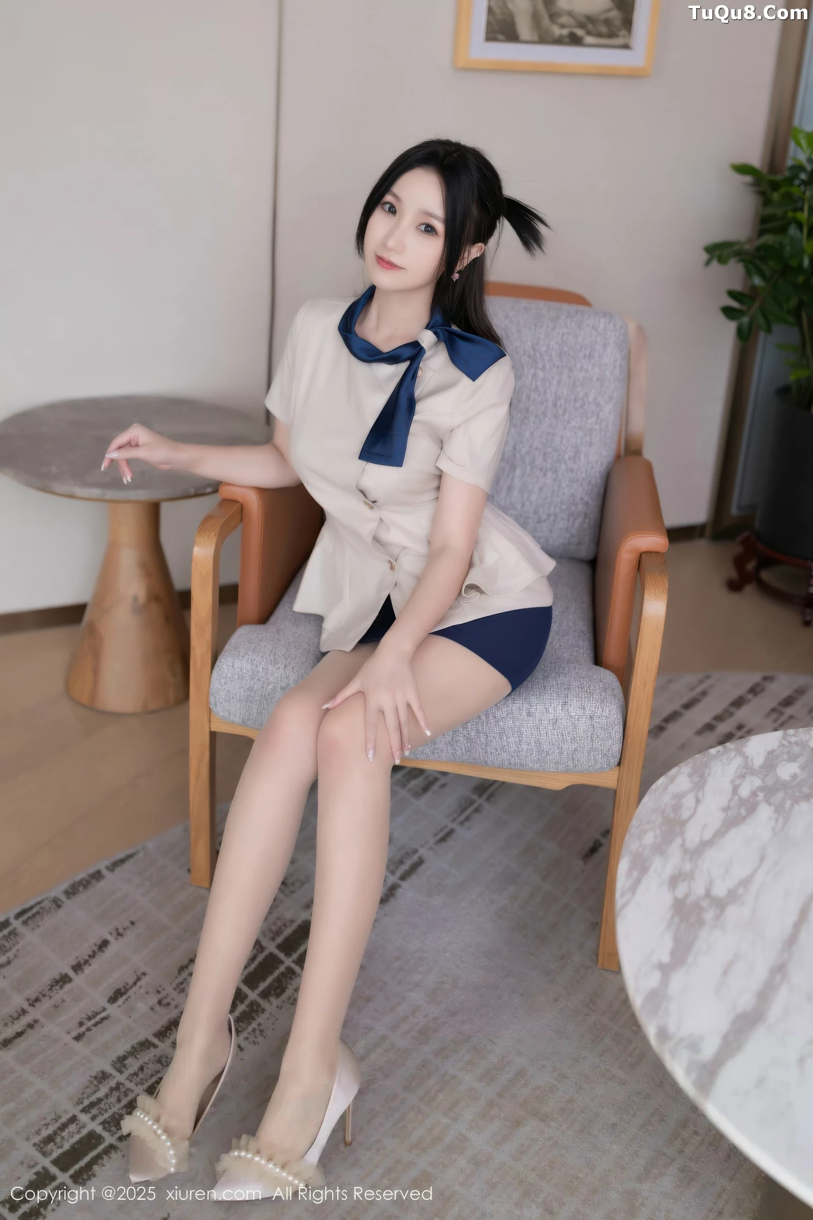 [XiuRen秀人网]第10697期杏子写真 [83P]-002