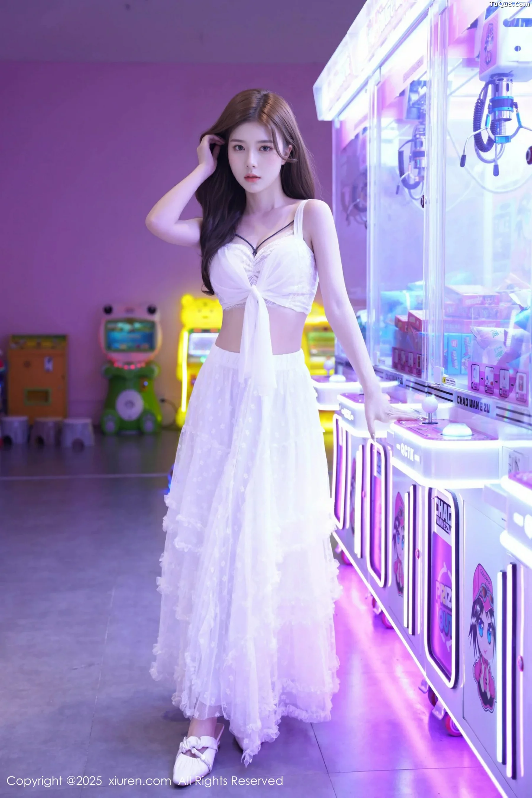 [XiuRen秀人网]第10791期拍黄瓜写真 [74P]-005