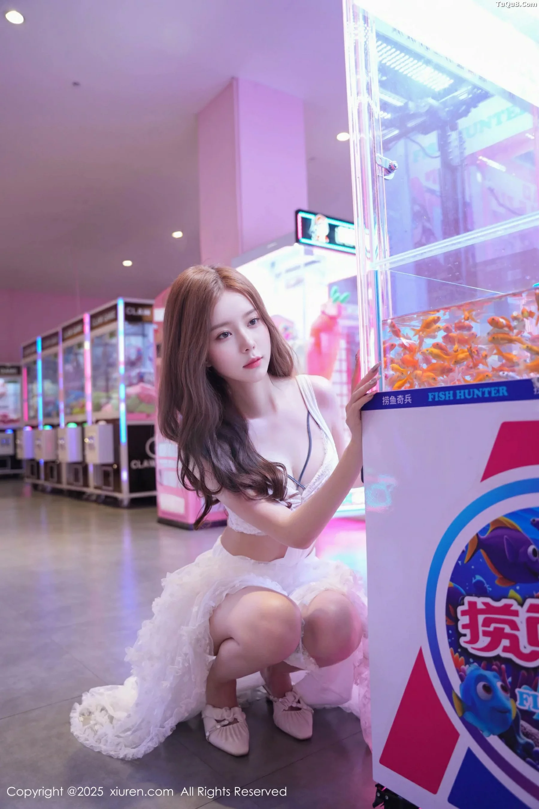 [XiuRen秀人网]第10791期拍黄瓜写真 [74P]-016