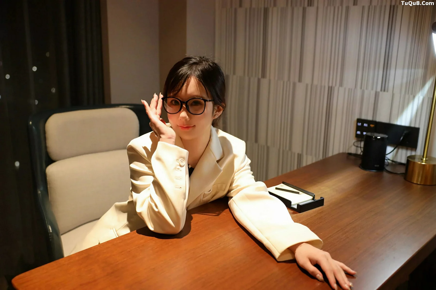 [XiuRen秀人网]第10805期小肉肉咪写真 [72P]-047