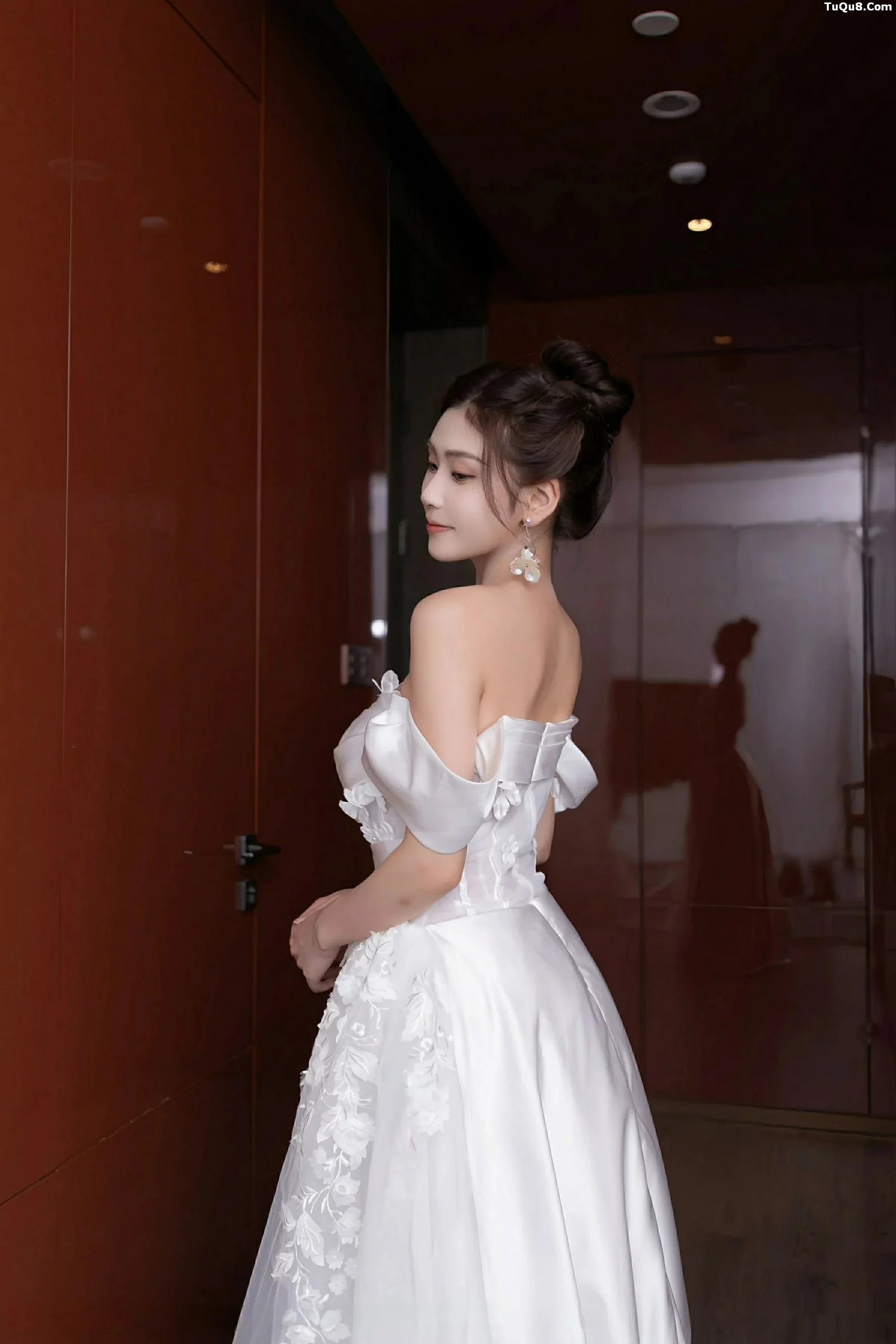 [XiuRen秀人网]第10814期刘婷婷写真 [80P]-002