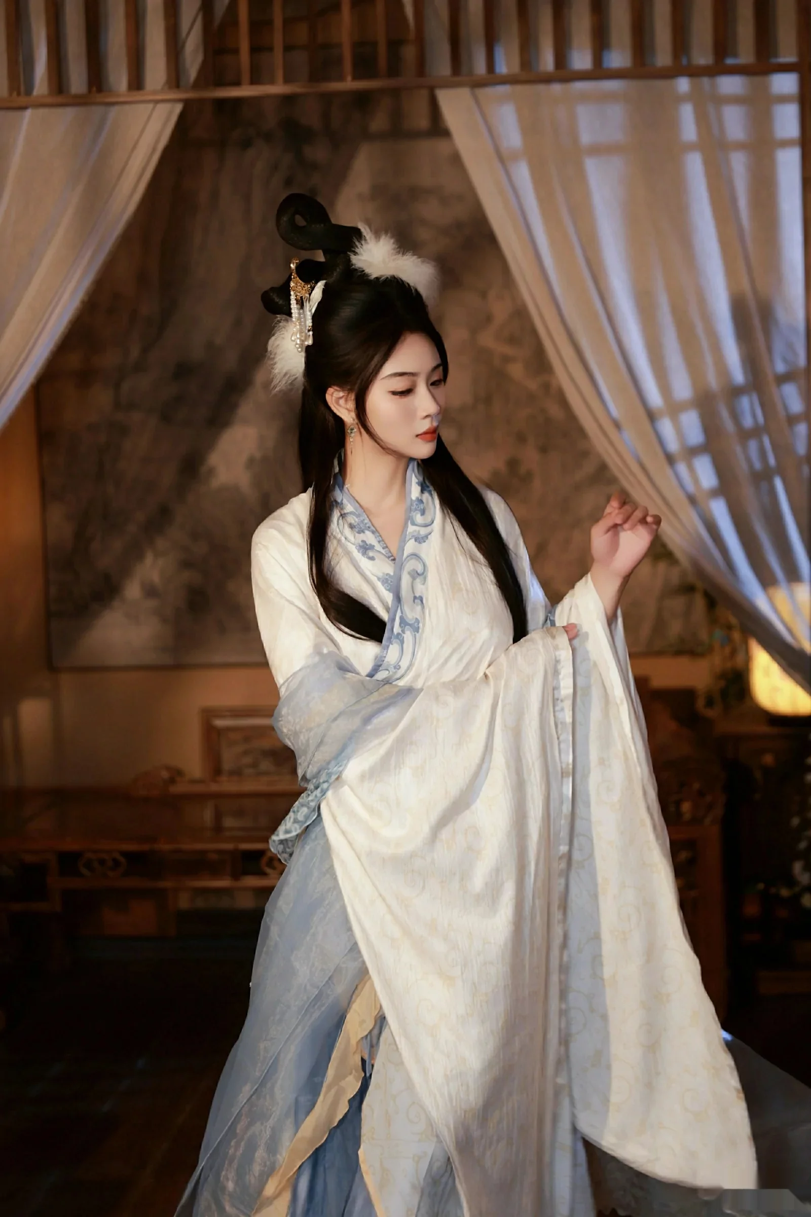 [XiuRen秀人网]第10835期南乔写真 [76P]-003
