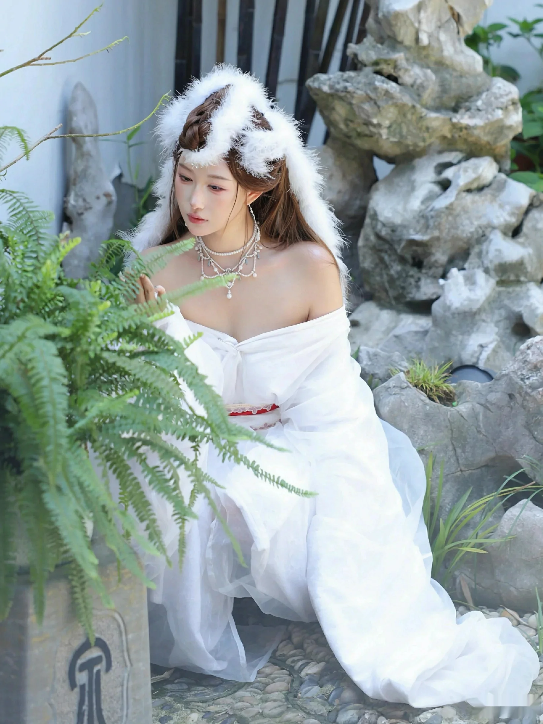 [XiuRen秀人网]第10843期金允希写真 [78P]-035