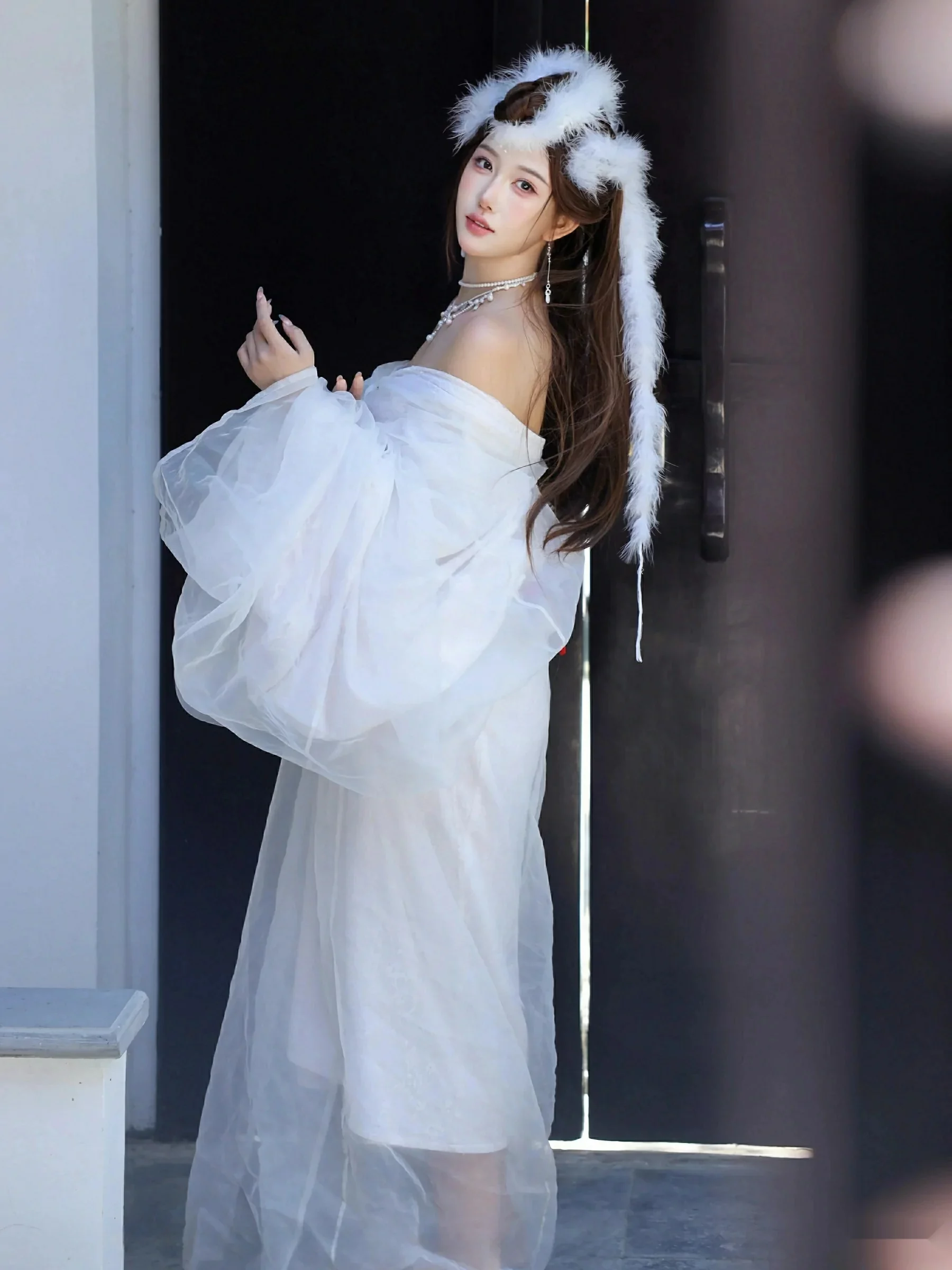 [XiuRen秀人网]第10843期金允希写真 [78P]-003