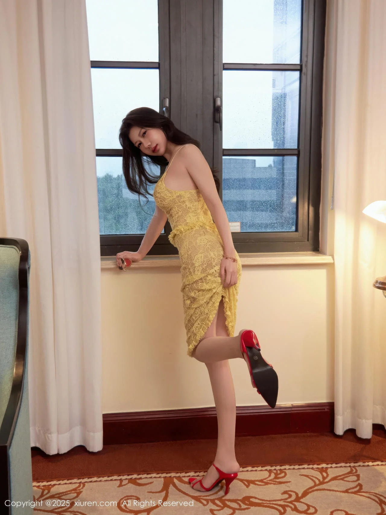 [XiuRen秀人网]第10879期尹甜甜写真 [82P]-021